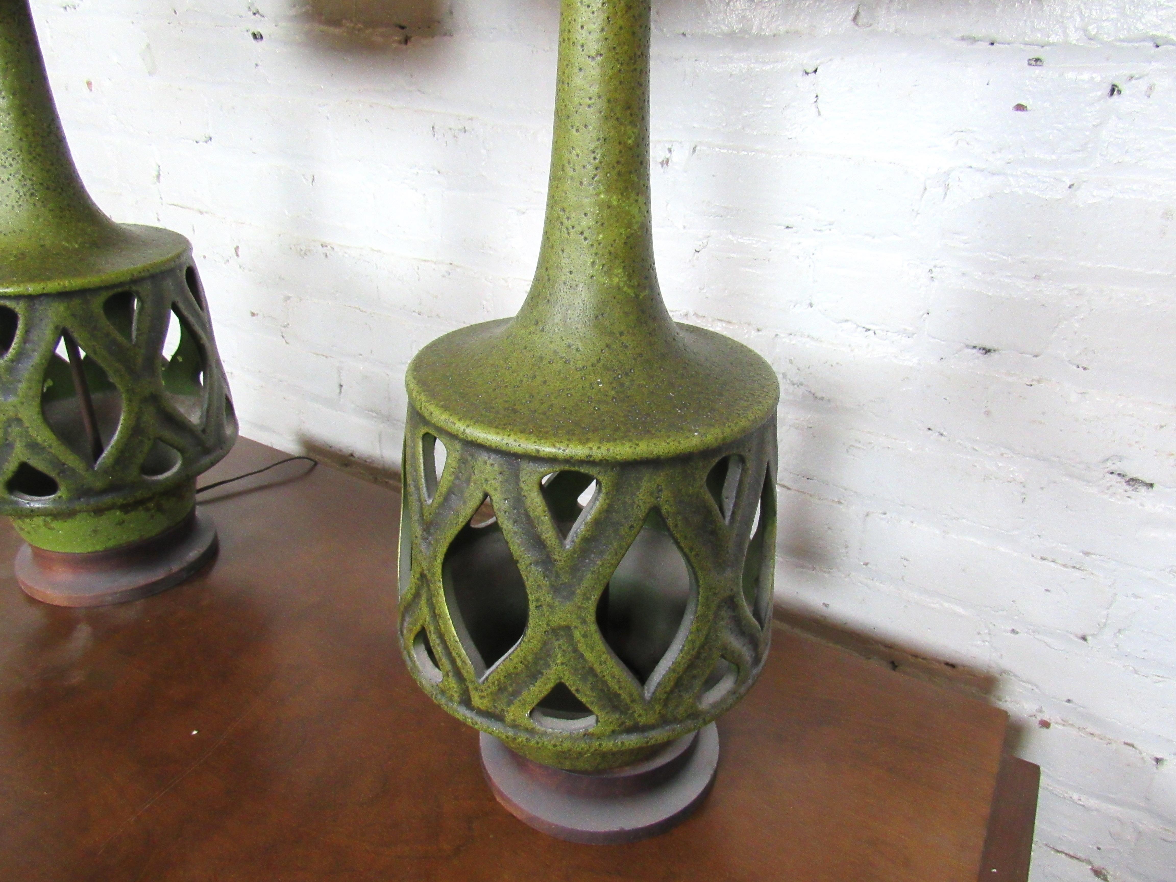 20th Century Pair of Vintage Ceramic Lamps
