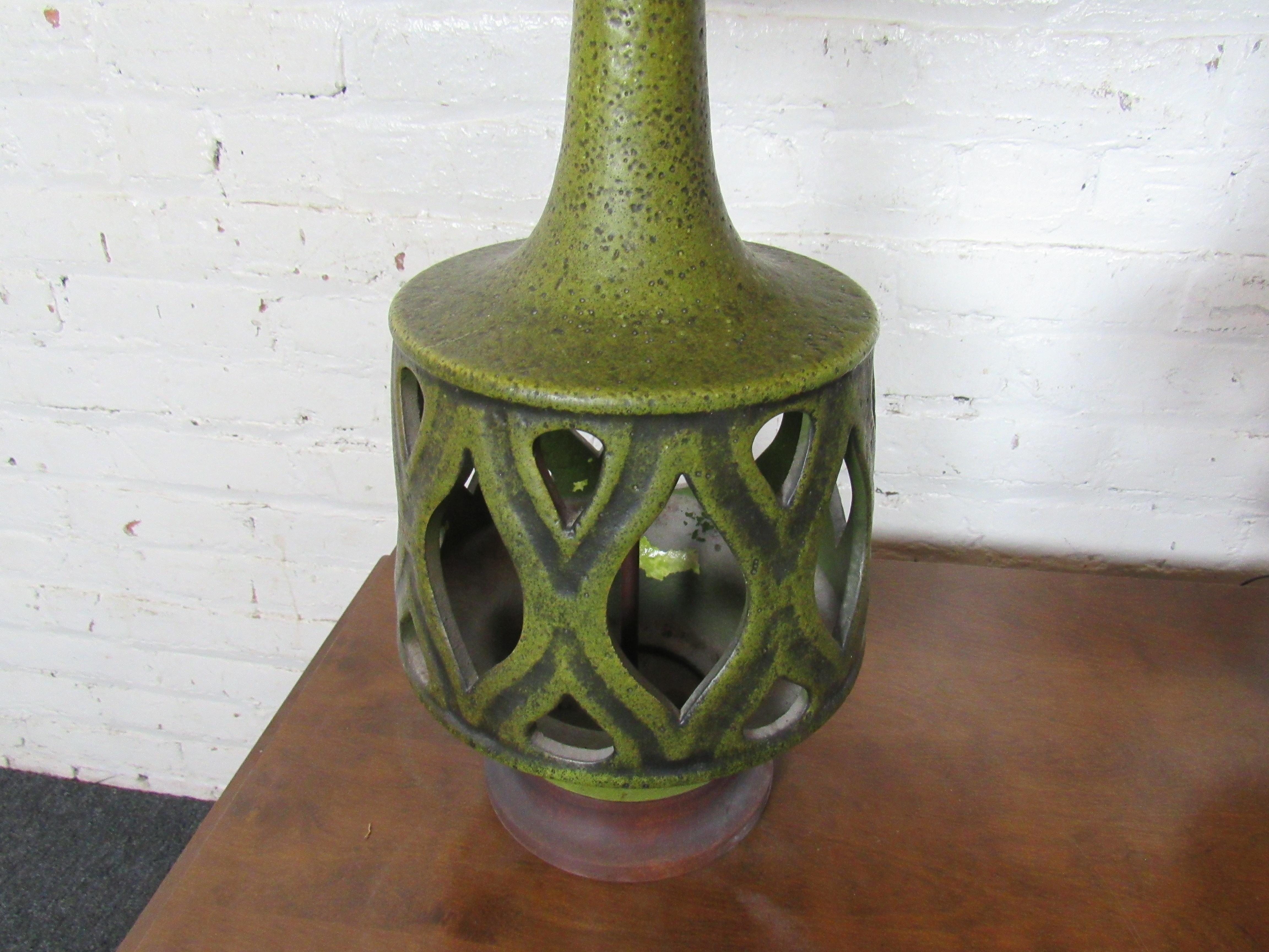 Pair of Vintage Ceramic Lamps 1