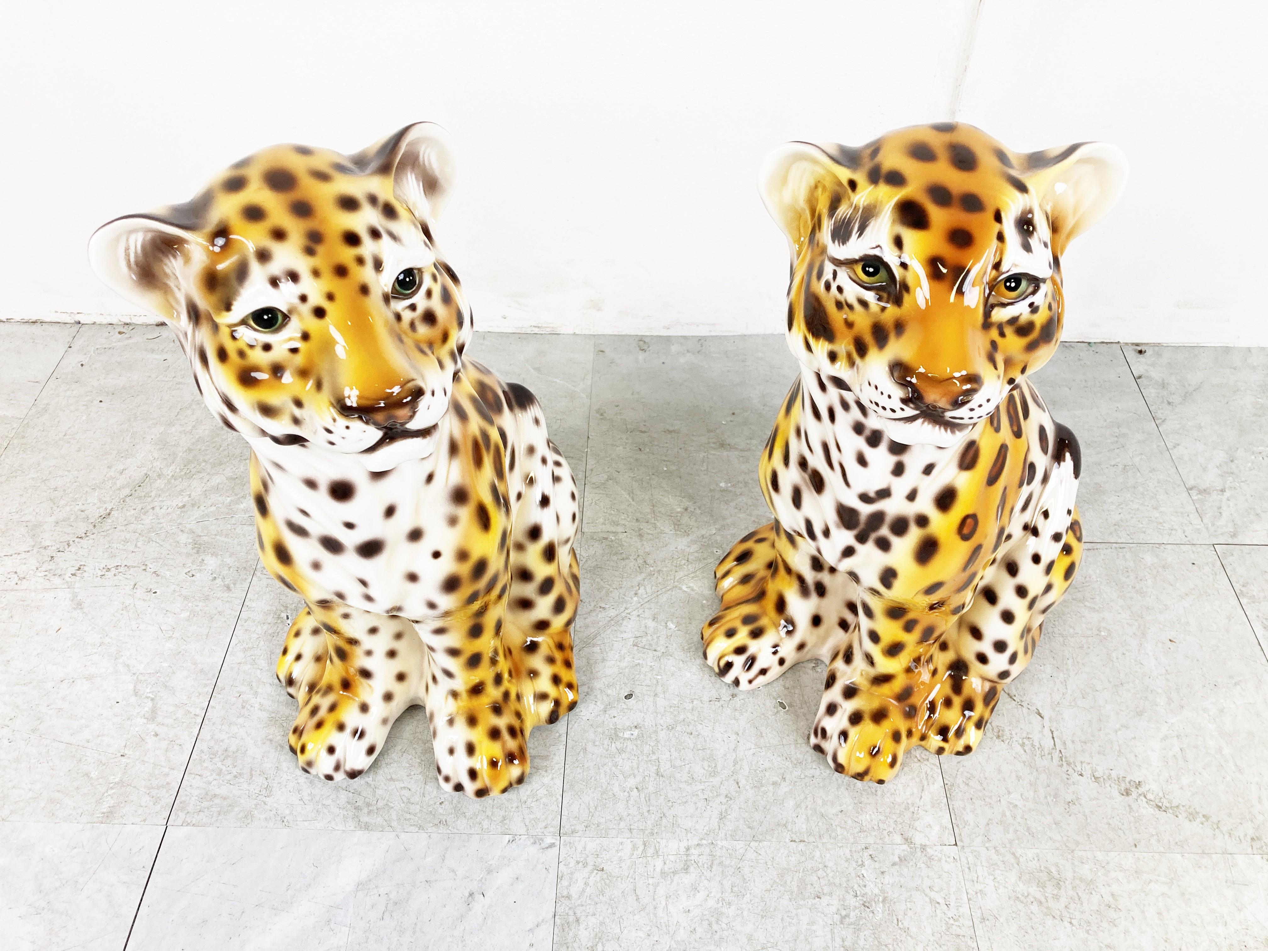 Hollywood Regency Pair of Vintage Ceramic Leopards, 1970s
