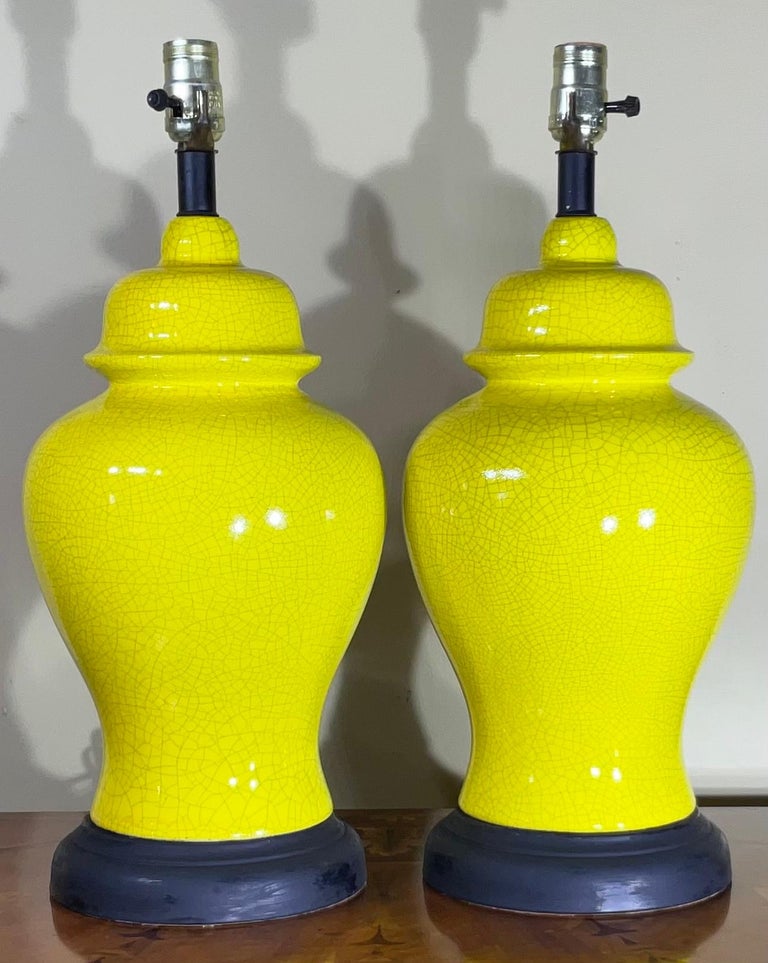 Pair of Vintage Ceramic Table Lamp For Sale at 1stDibs