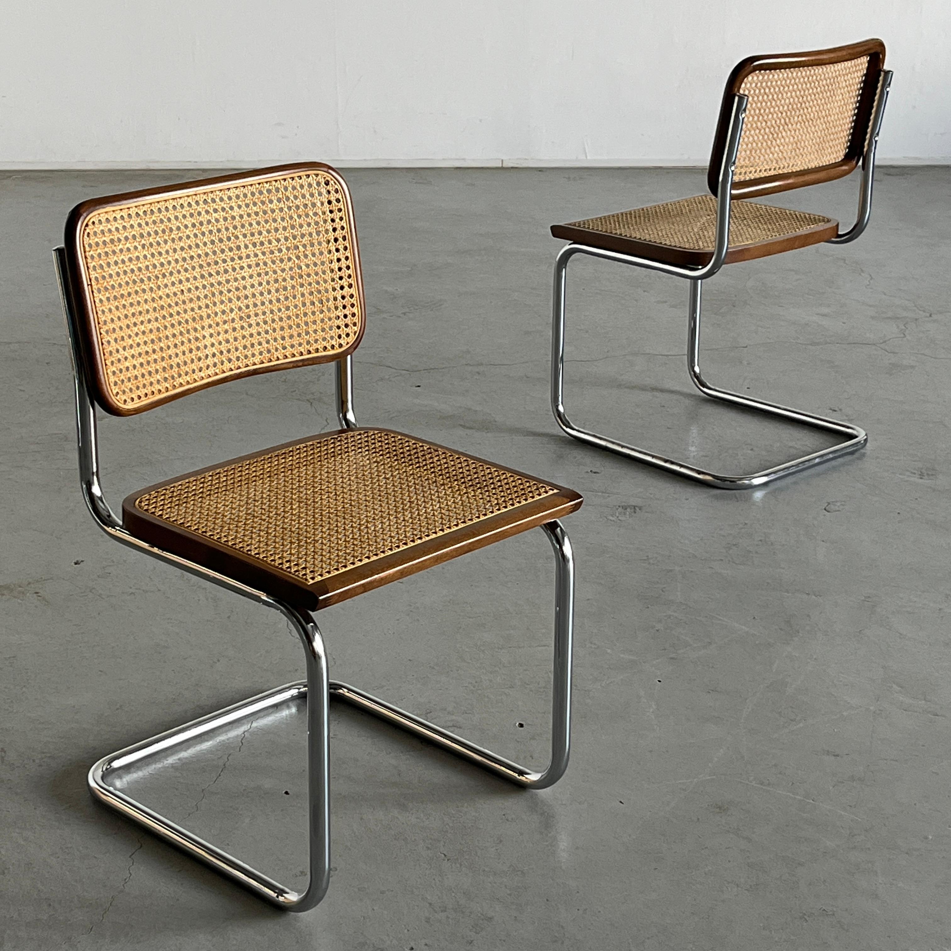 Mid-Century moderno Coppia di sedie a sbalzo d'epoca Cesca in Wood marrone, anni '70 in vendita