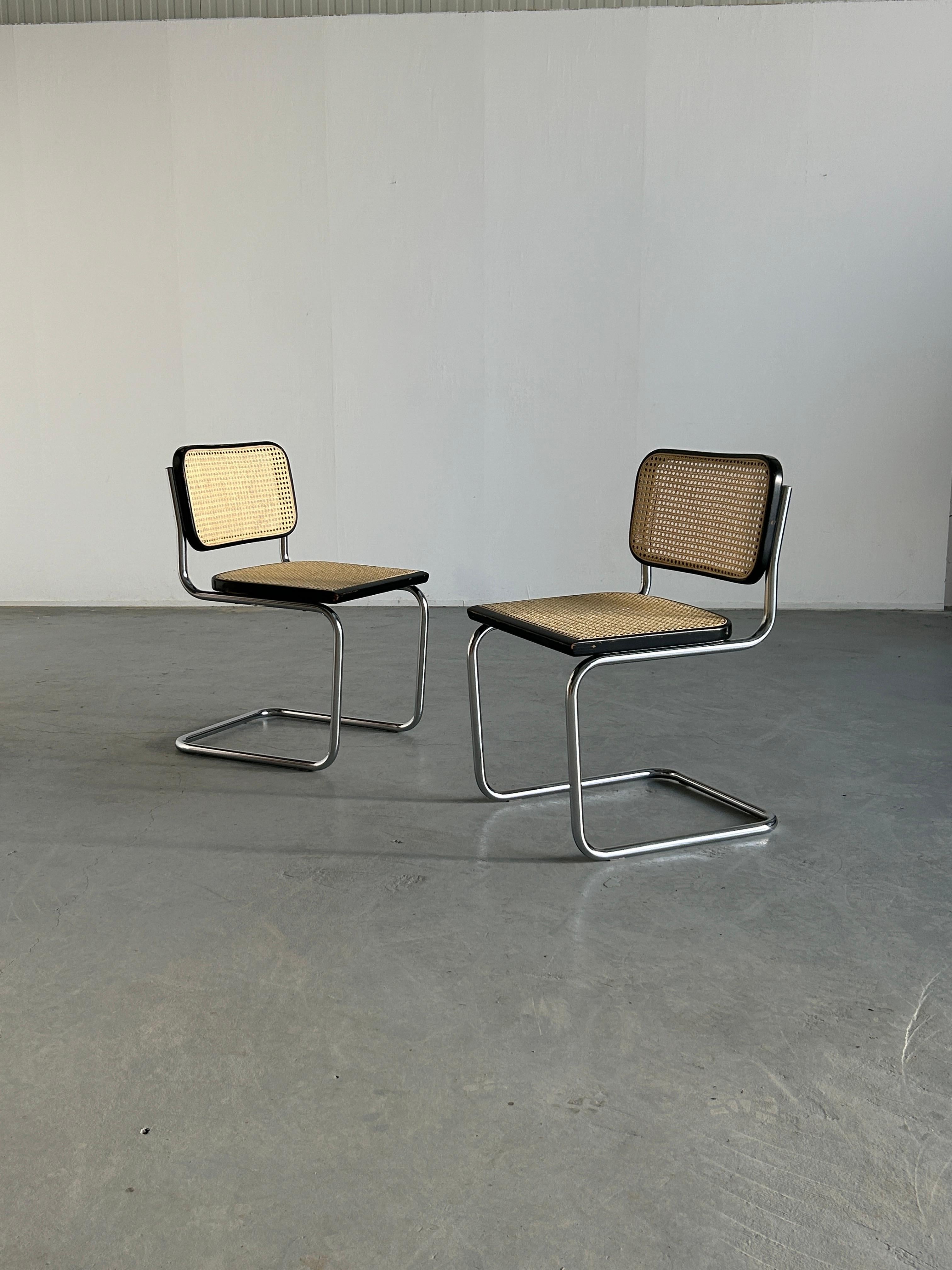 Fin du 20e siècle Paire de chaises cantilever italiennes Cesca du milieu du siècle dernier, Thonet Mundus en vente
