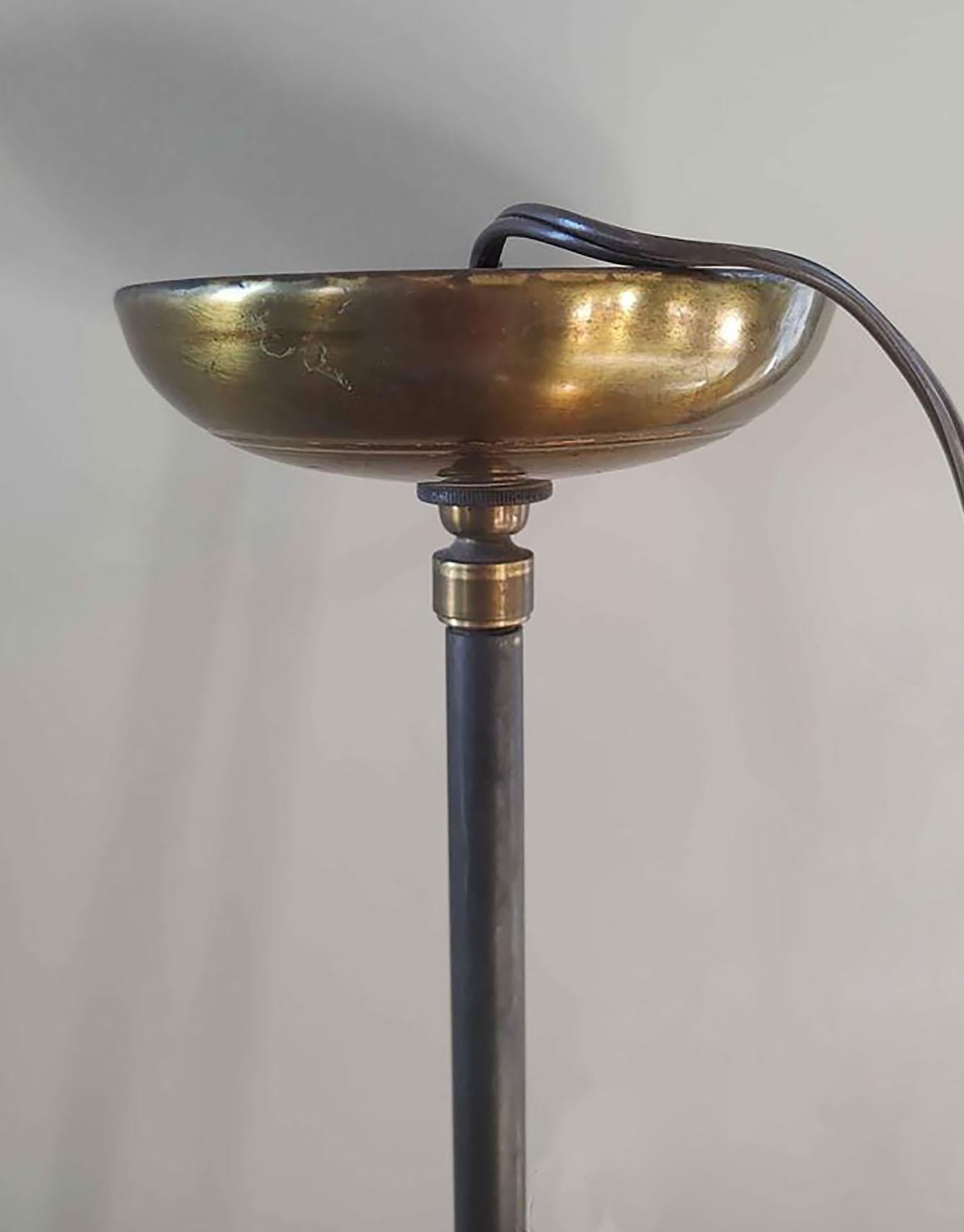 Pair of Vintage Modern Elegant Chandelier Lamps For Sale 6