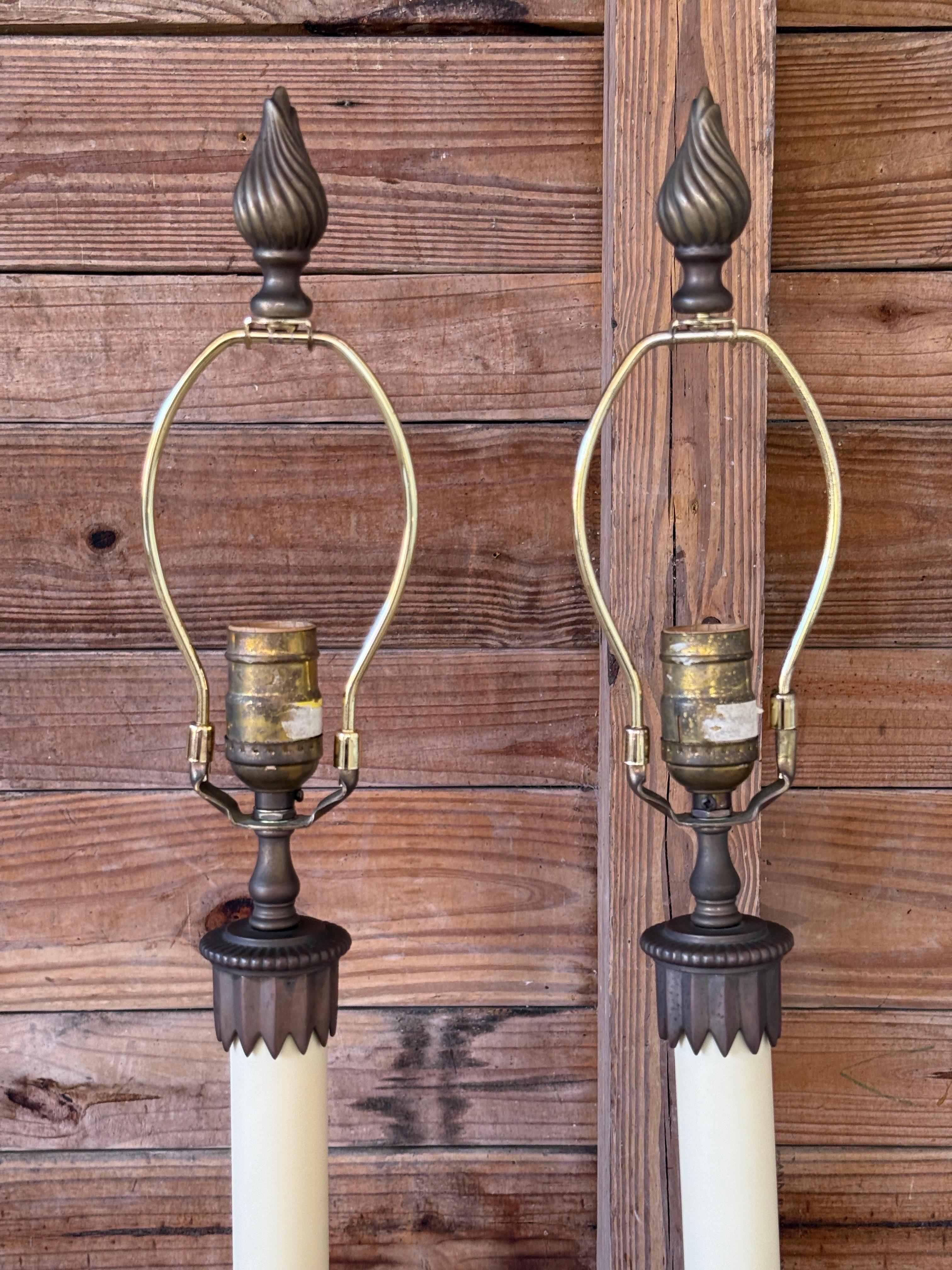 Pair of Vintage Chapman Neoclassical Bronze Table Lamps For Sale 6