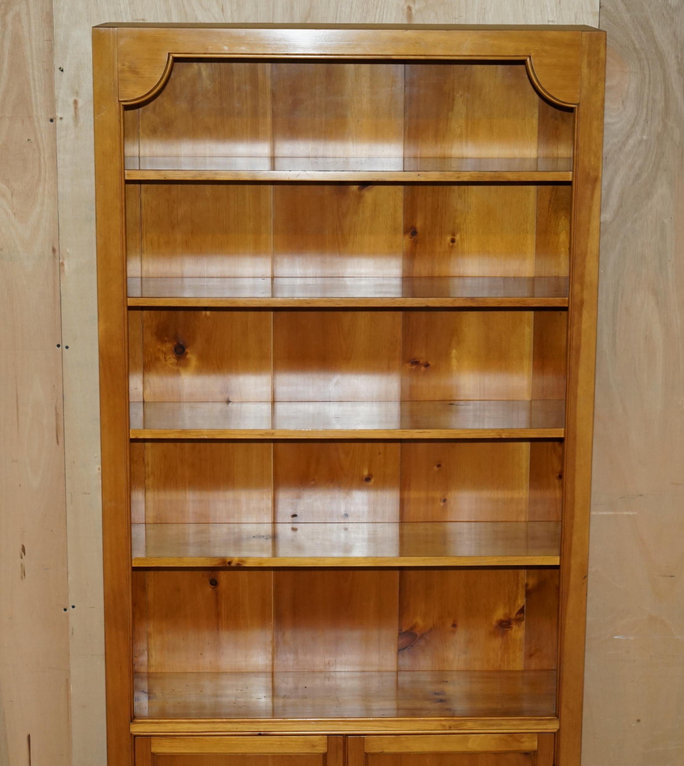Hand-Crafted PAIR OF ViNTAGE CHERRYWOOD OPEN LIBRARY BOOKCASES WITH LOCKABLE CUPBOARD BASES For Sale