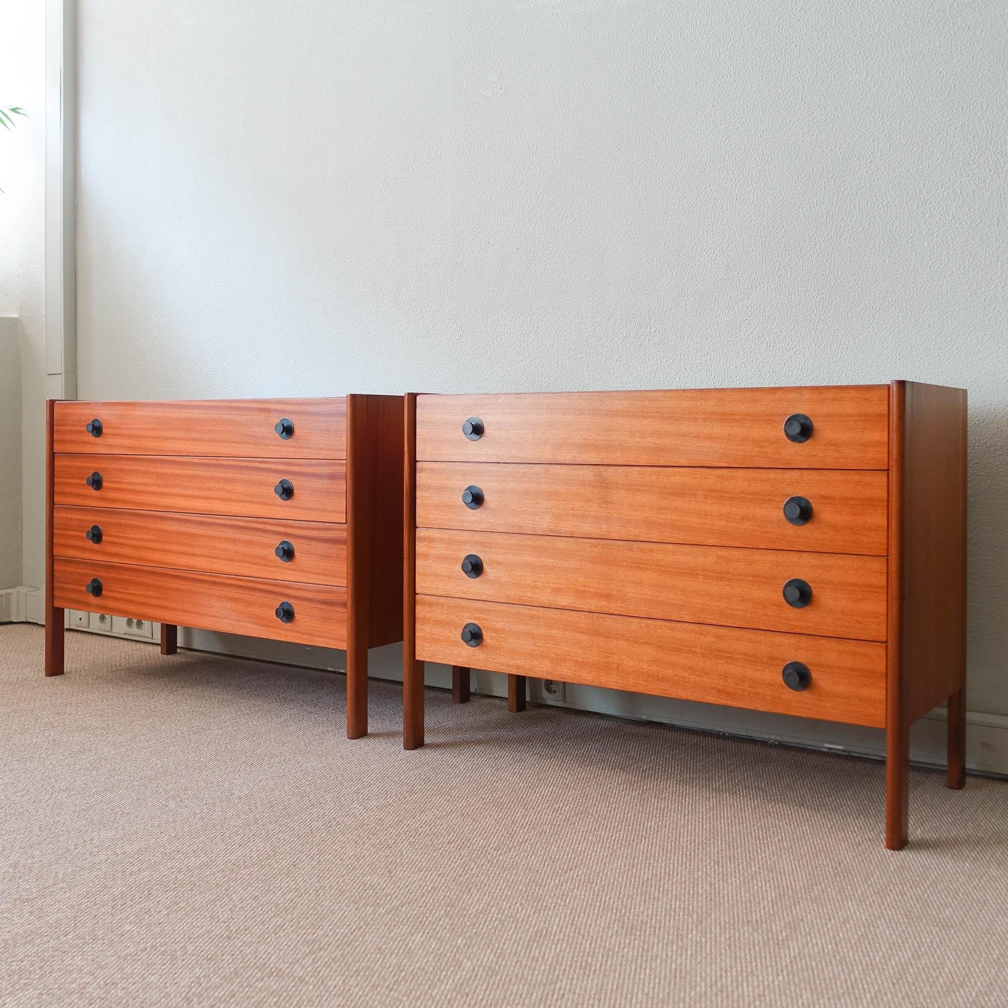 
ChatGPT
Step into the timeless elegance of 1970s Portuguese design with this stunning pair of chest of drawers, meticulously crafted by José Espinho and produced by Olaio. Each piece showcases the exquisite beauty of mutenye wood, accentuated by