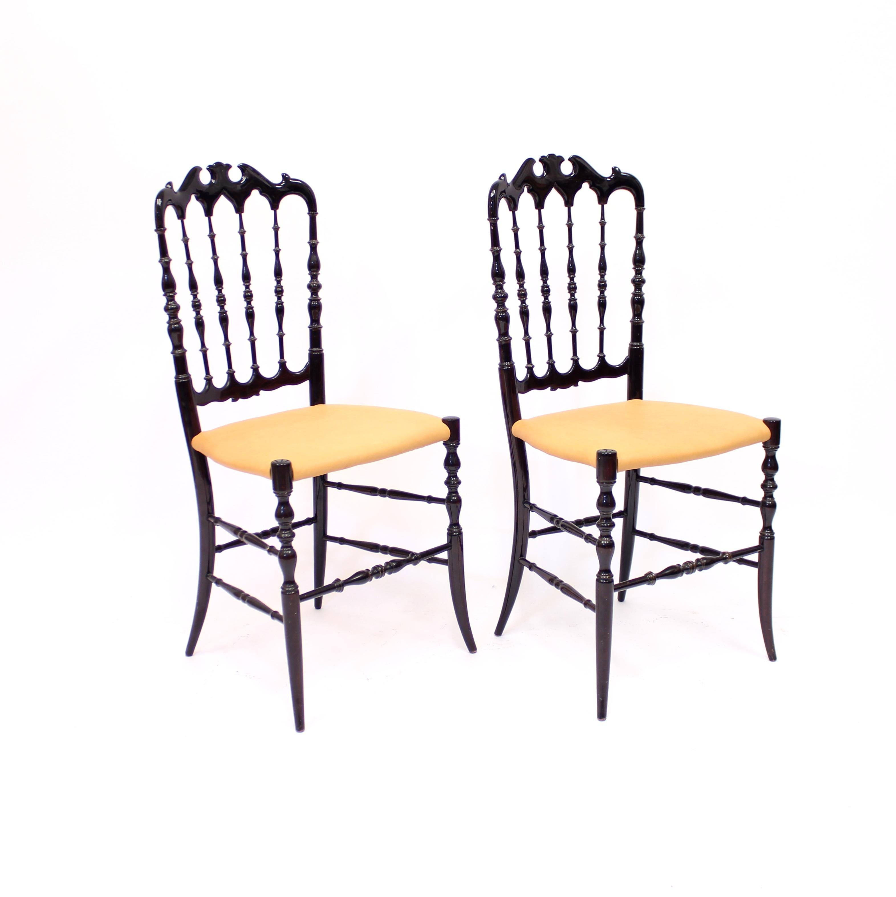 20th Century Pair of Vintage Chiavari Chairs with Leather Seats, circa 1950