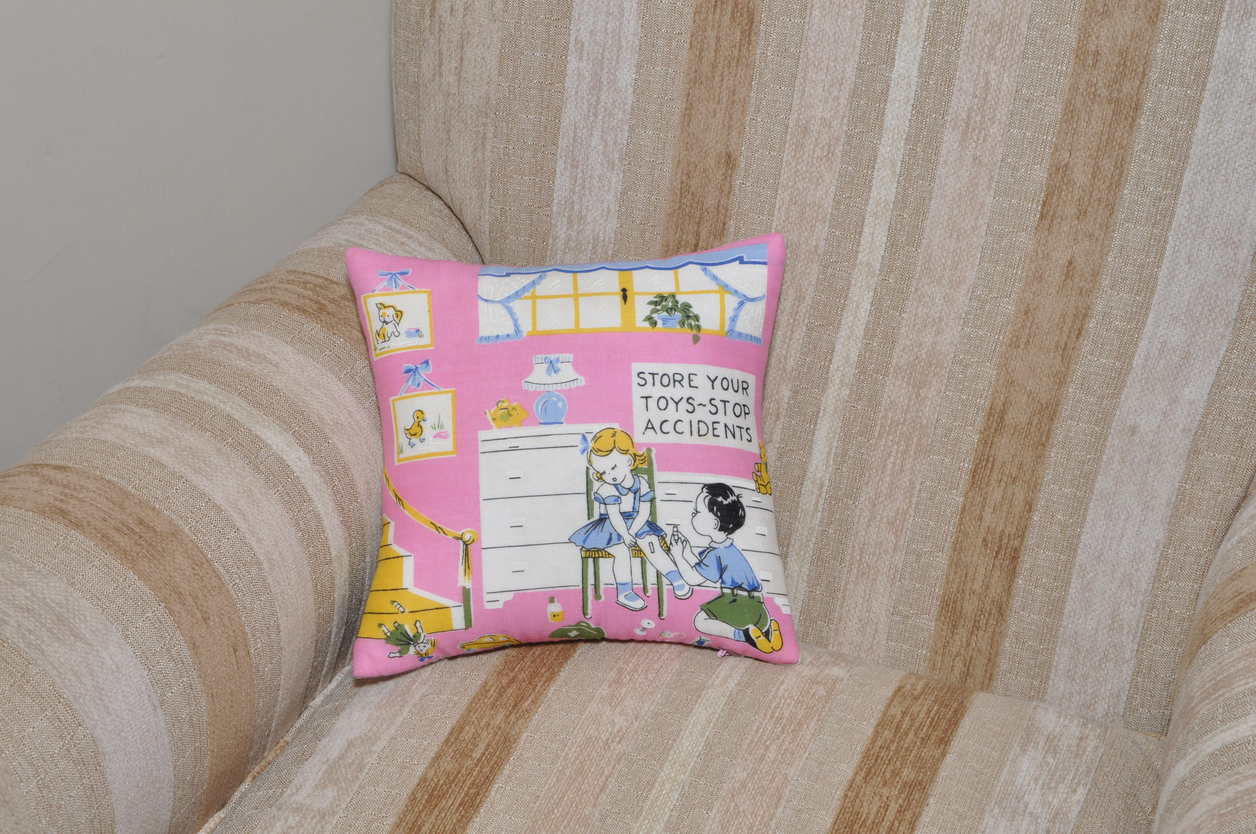 Pair of Vintage Children’s Scarf Cushions Pillows with Irish Linen Backing Pink For Sale 5