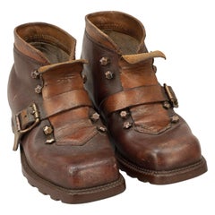 Paire de bottes de ski vintage pour enfants en cuir, Wasserdicht