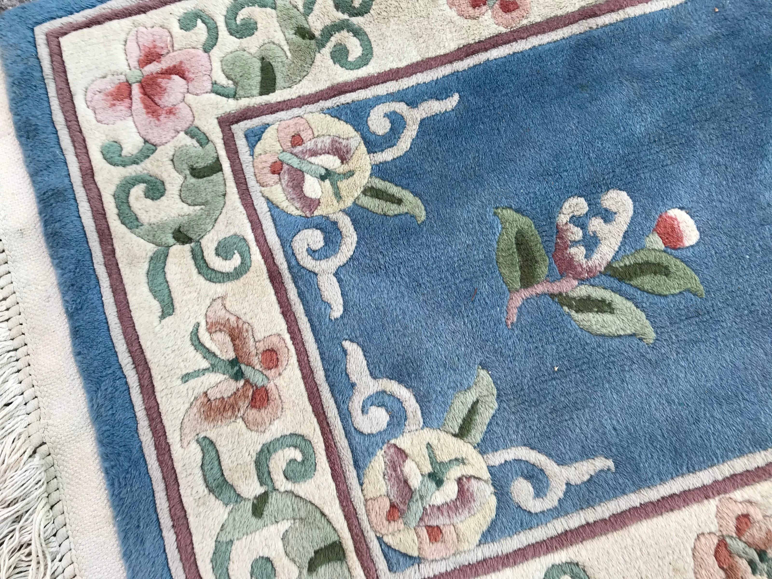 Bobyrug's Pair of Vintage Chinese Blue Field Rugs (20. Jahrhundert) im Angebot