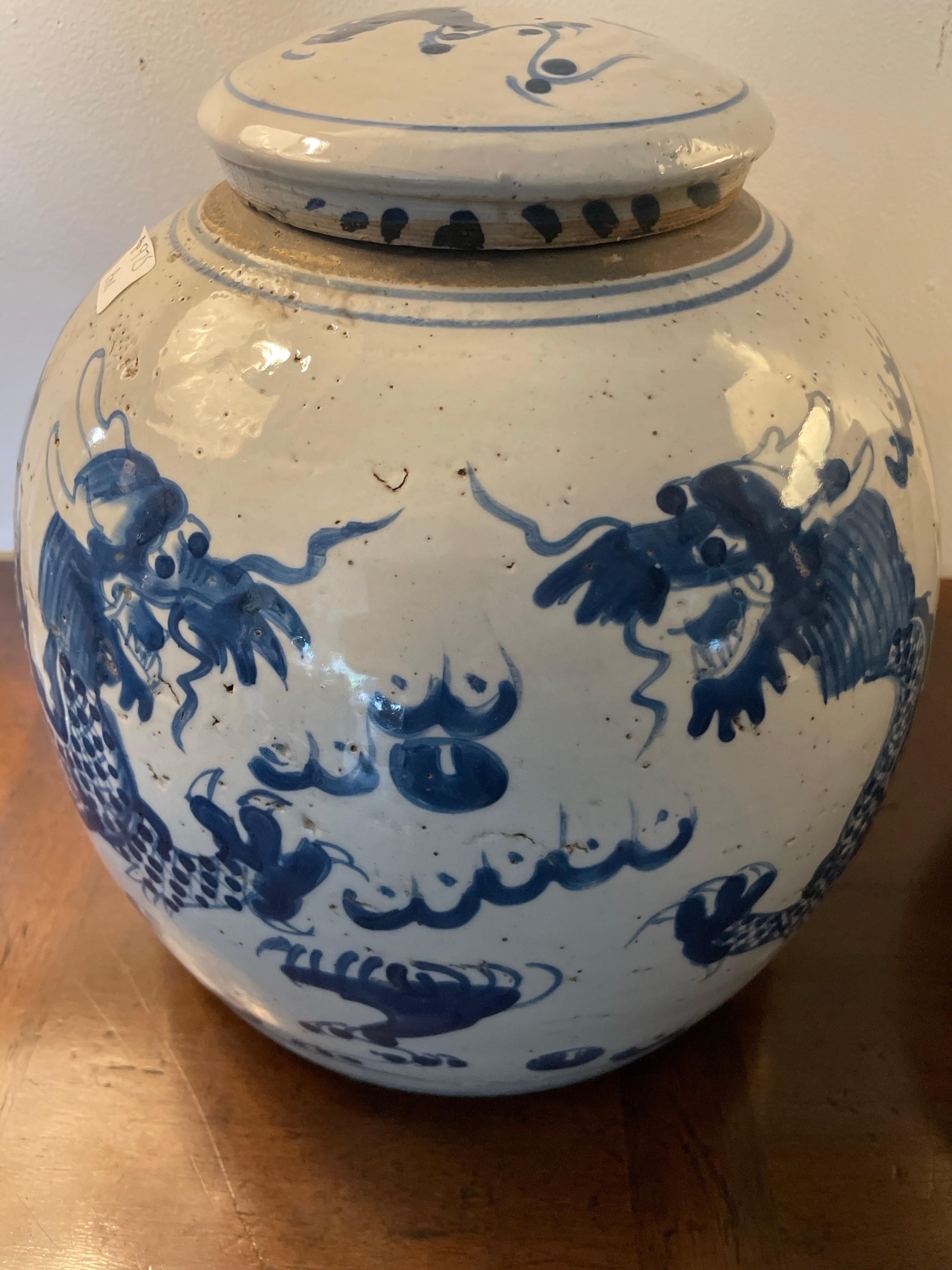 Paar chinesische Blau-Weiß-Deckelgläser im Vintage-Stil (Töpferwaren) im Angebot