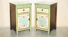 PAIR OF ViNTAGE CHINESE CHINOISERIE HAND PAINTED SIDE CABINETS BEDSIDE TABLES