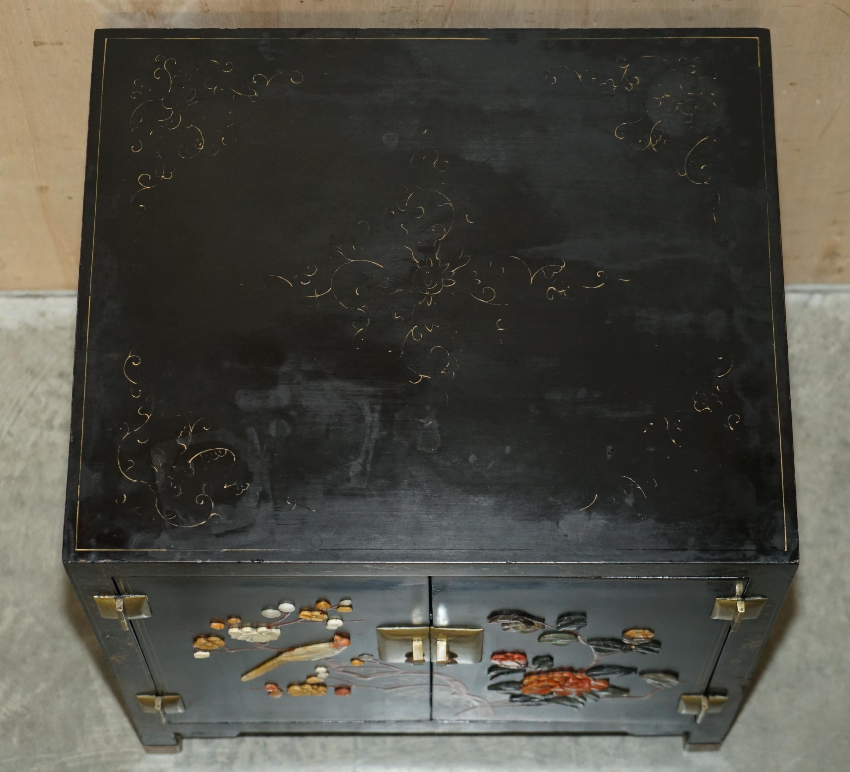 Pair of Vintage Chinese Chinoiserie Soapstone Side Cabinets Bedside Tables 6