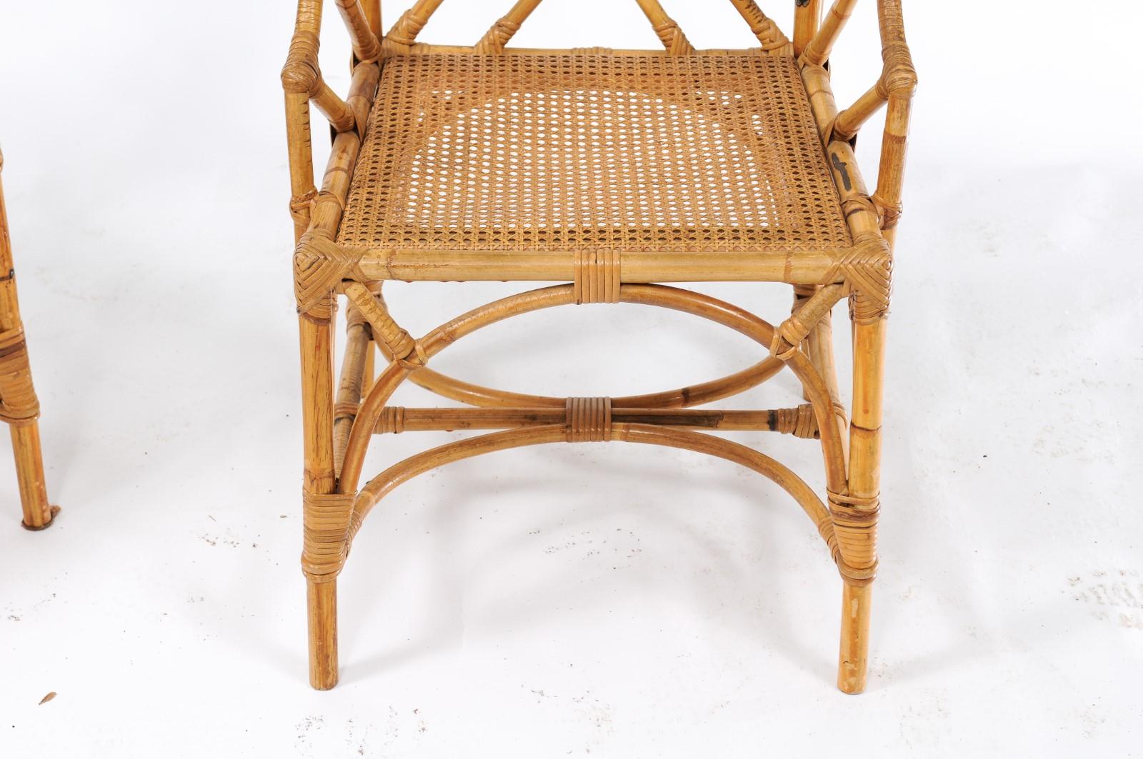 English Pair of Vintage Chinese Chippendale Rattan Chairs from the Mid-20th Century