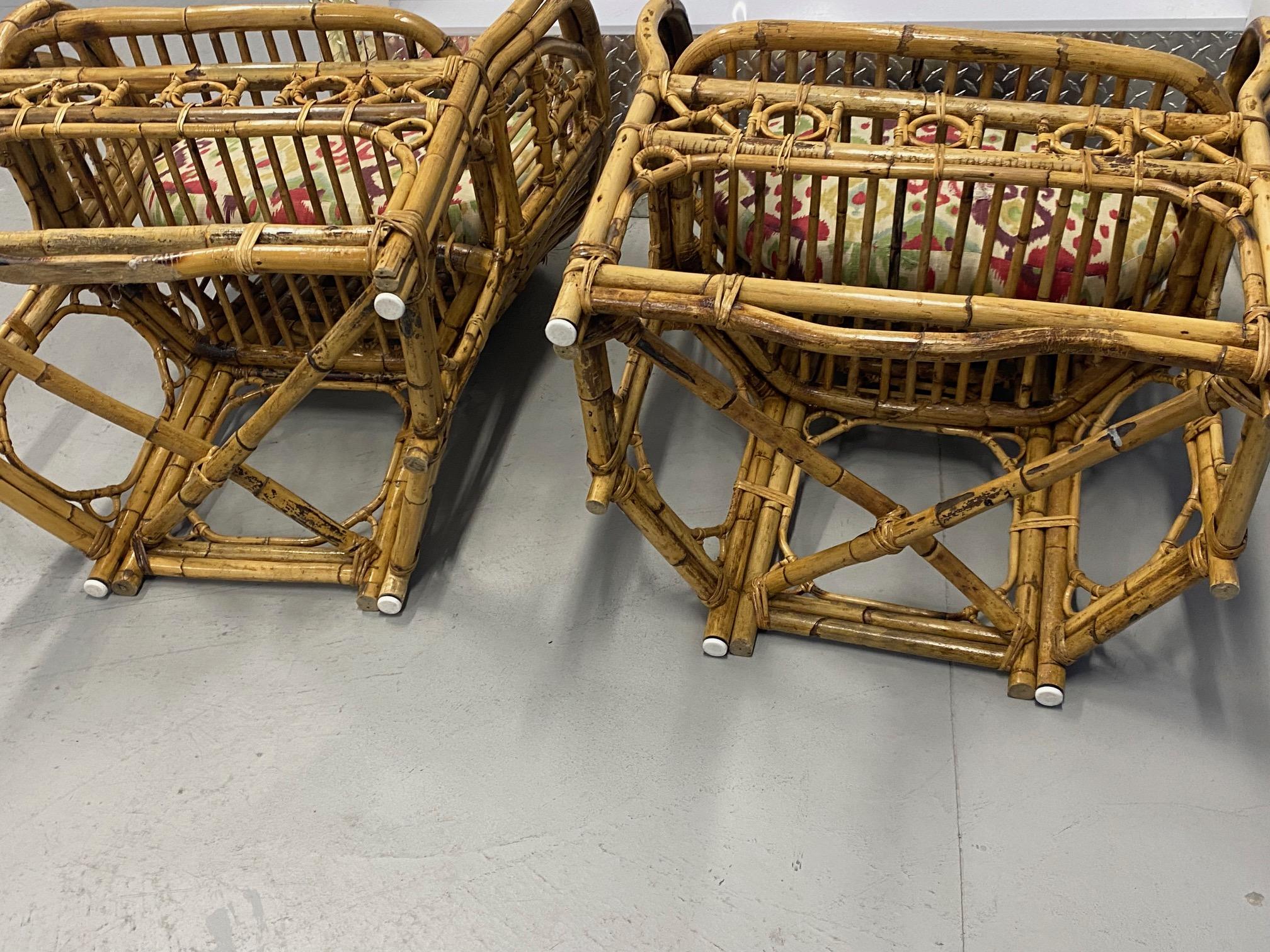 Pareja de sillas de centro de bambú y ratán estilo Chippendale de época china en venta 2