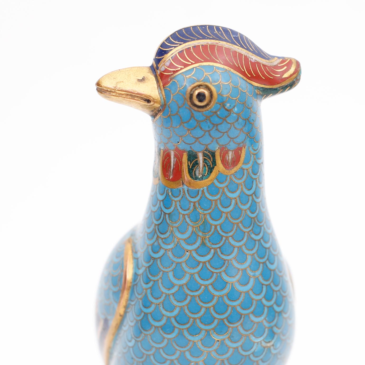 Pair of Vintage Chinese Cloisonné Birds In Good Condition For Sale In Palm Beach, FL