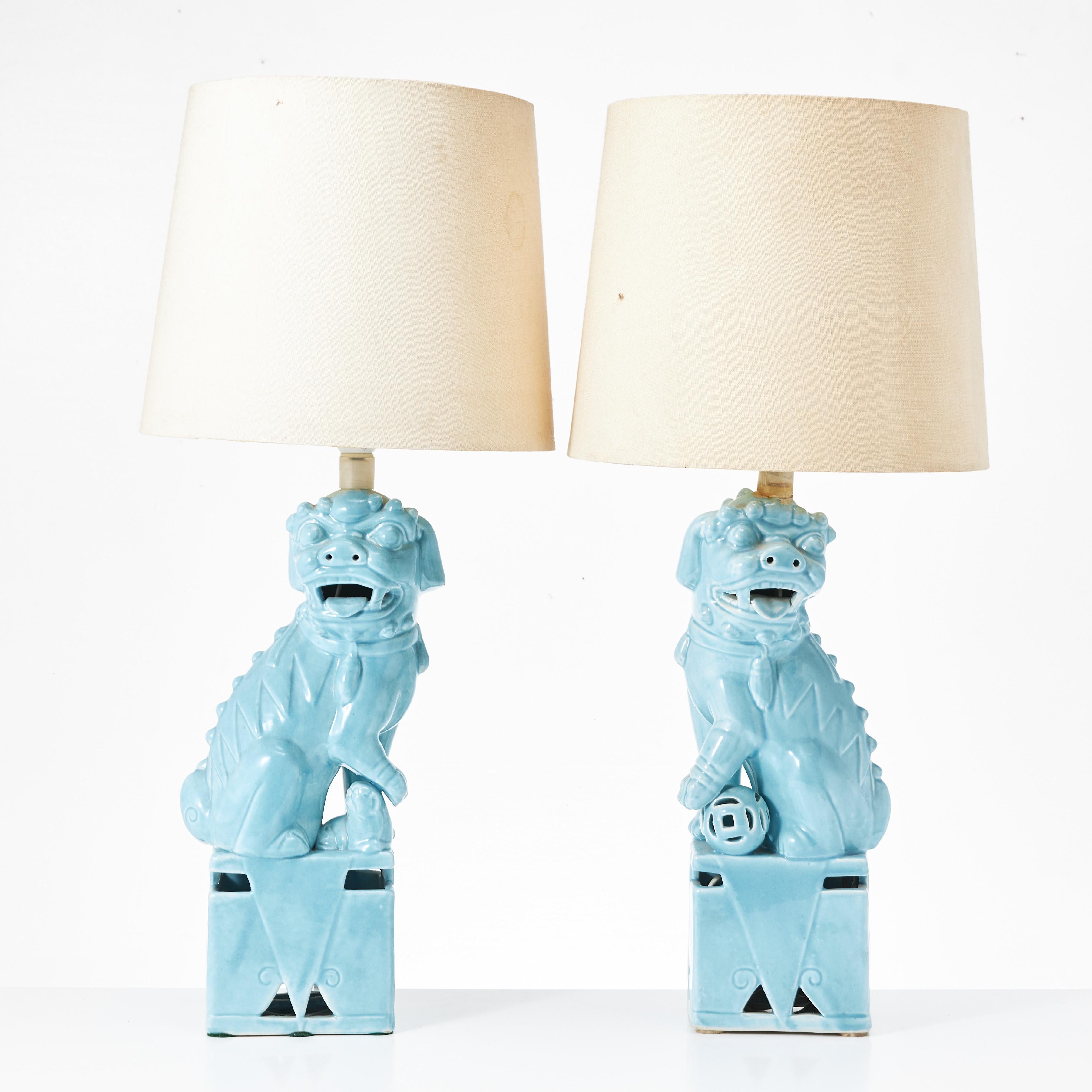 20th Century Pair of Vintage Chinese Fu Dog Lamp William 