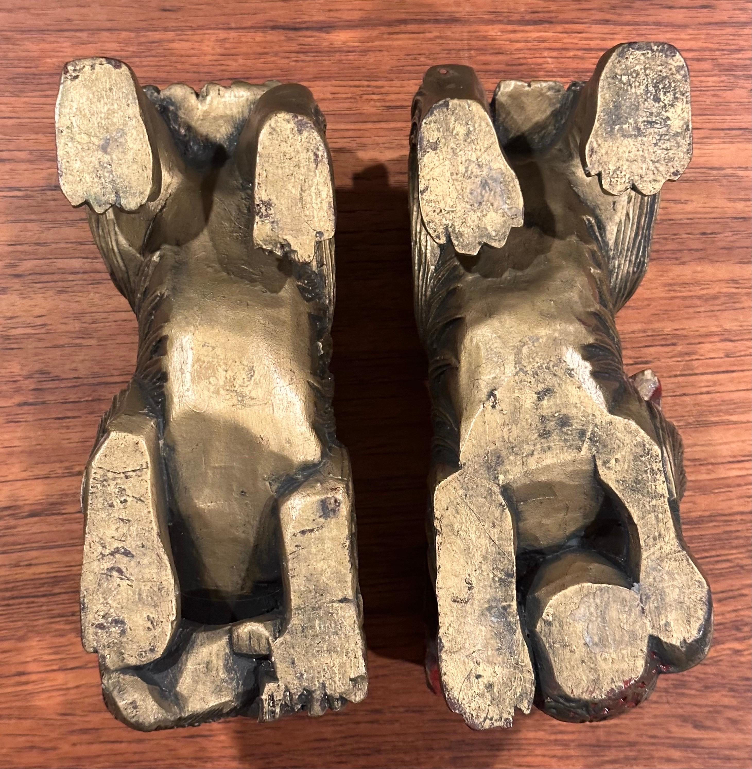 Pair of Vintage Chinese Gold Gilt Wood Carved Foo Dogs For Sale 4
