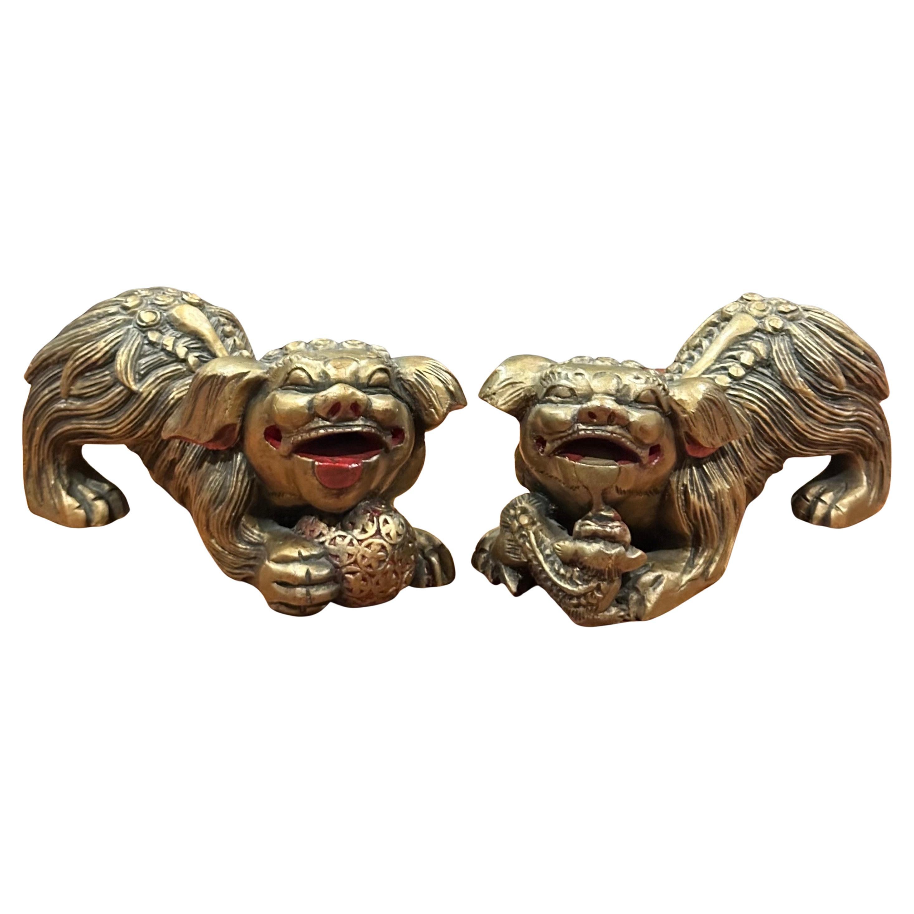 Pair of Vintage Chinese Gold Gilt Wood Carved Foo Dogs For Sale 6