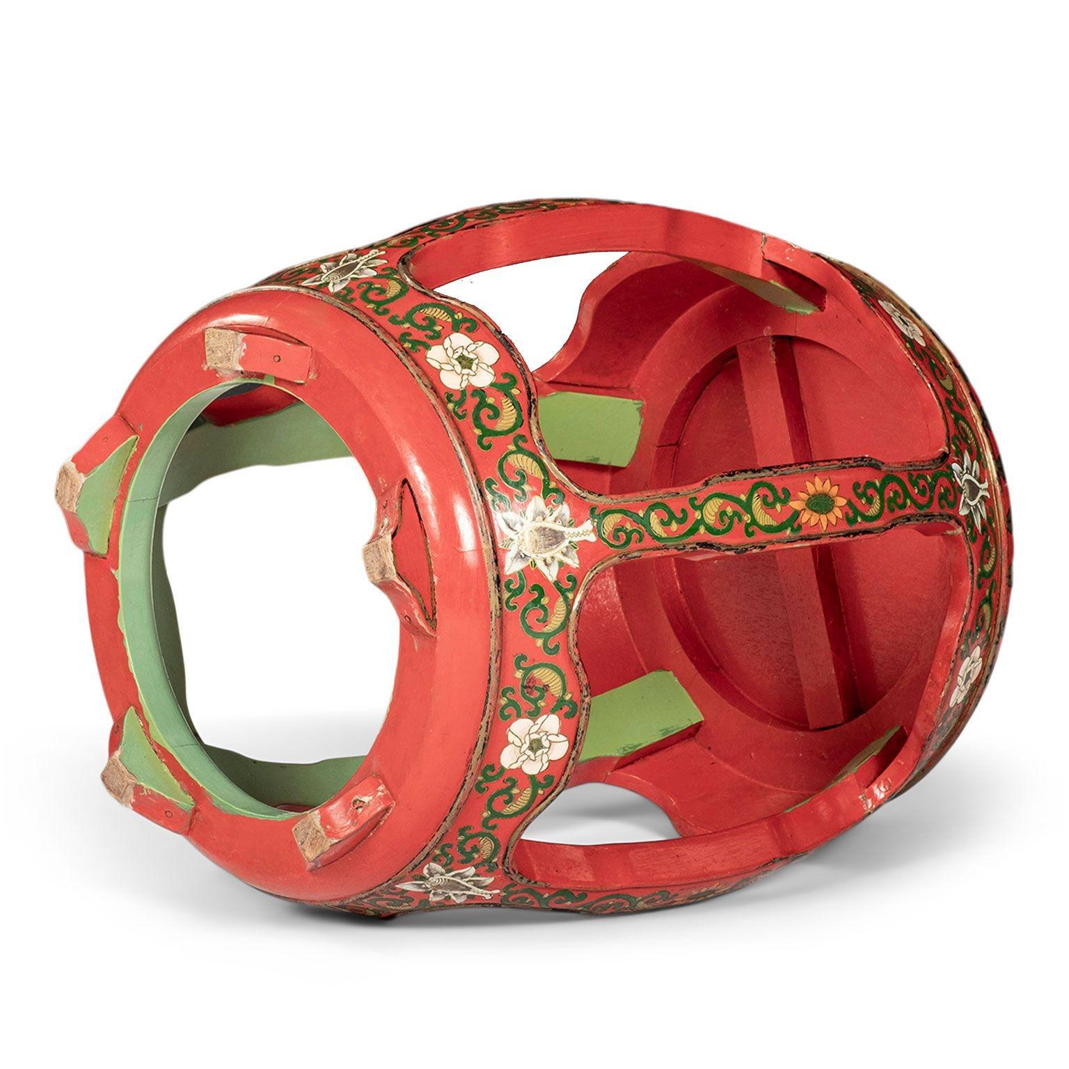 Paire de sièges de jardin laqués et peints vintage chinois en vente 3