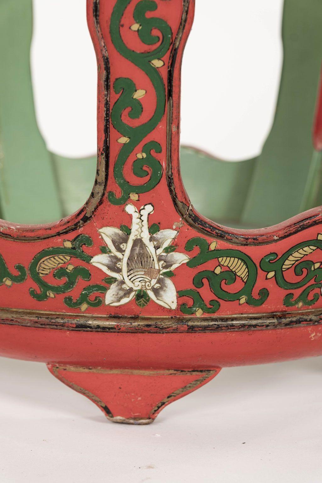 Exportation chinoise Paire de sièges de jardin laqués et peints vintage chinois en vente