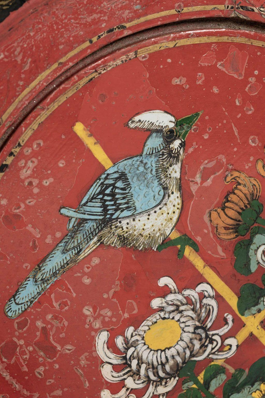 Paire de sièges de jardin laqués et peints vintage chinois Bon état - En vente à Houston, TX