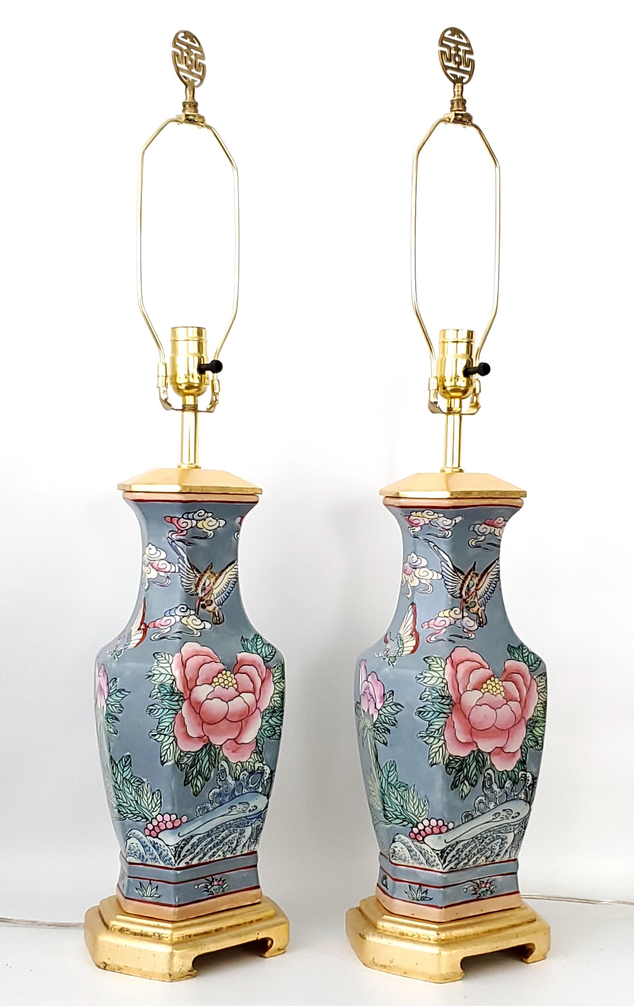 Chinoiserie Pair of Vintage Chinese Porcelain Ceramic Table Lamps with Pink Lamp Shades For Sale