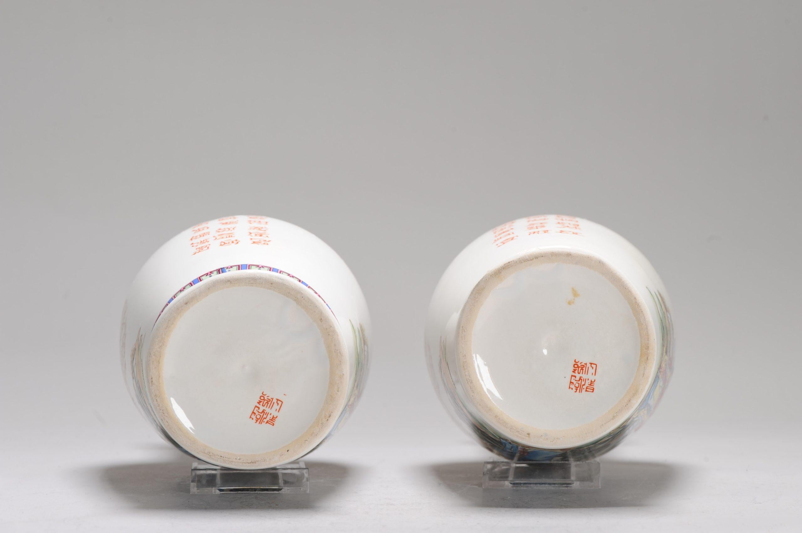 Japonais Paire de vases en porcelaine de style chinois fabriqués en Italie, 20e siècle en vente