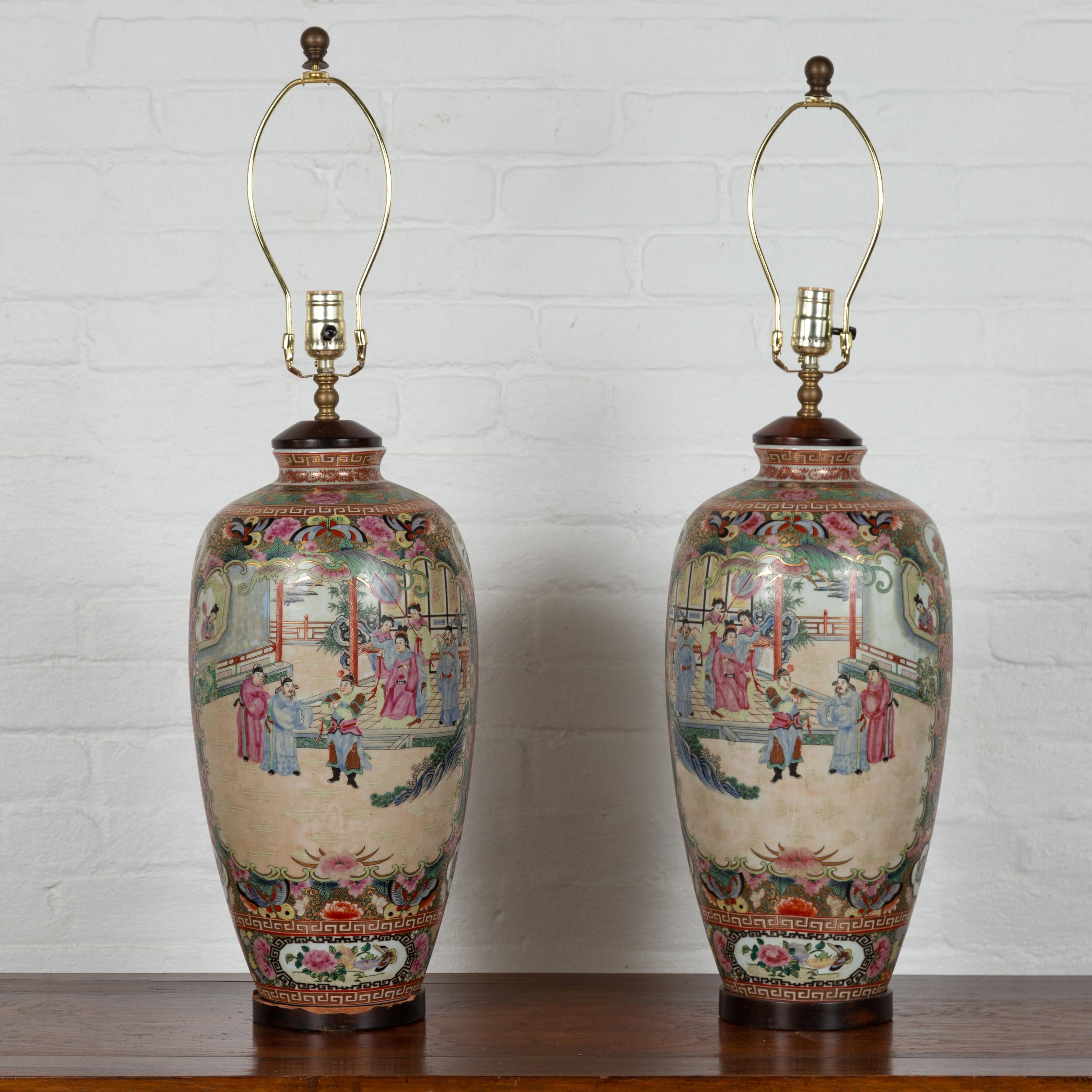 Pair of Vintage Chinese Temple Courtyard Rose Medallion Pattern Table Lamps In Good Condition In Yonkers, NY