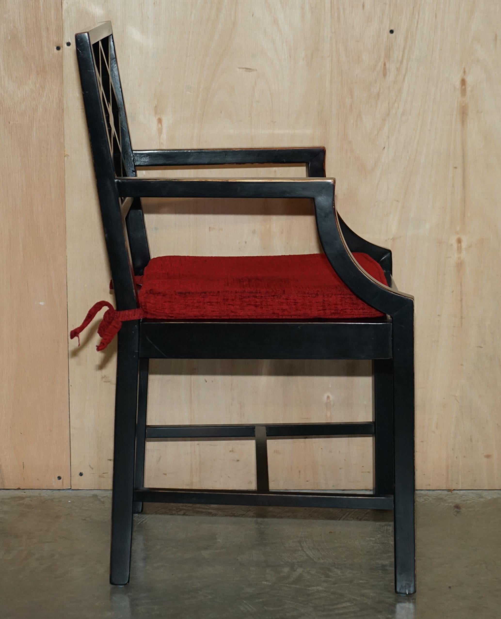 Paire de chaises d'appoint vintage chinoises de style Chippendale en bois d'ébène vieilli en vente 5