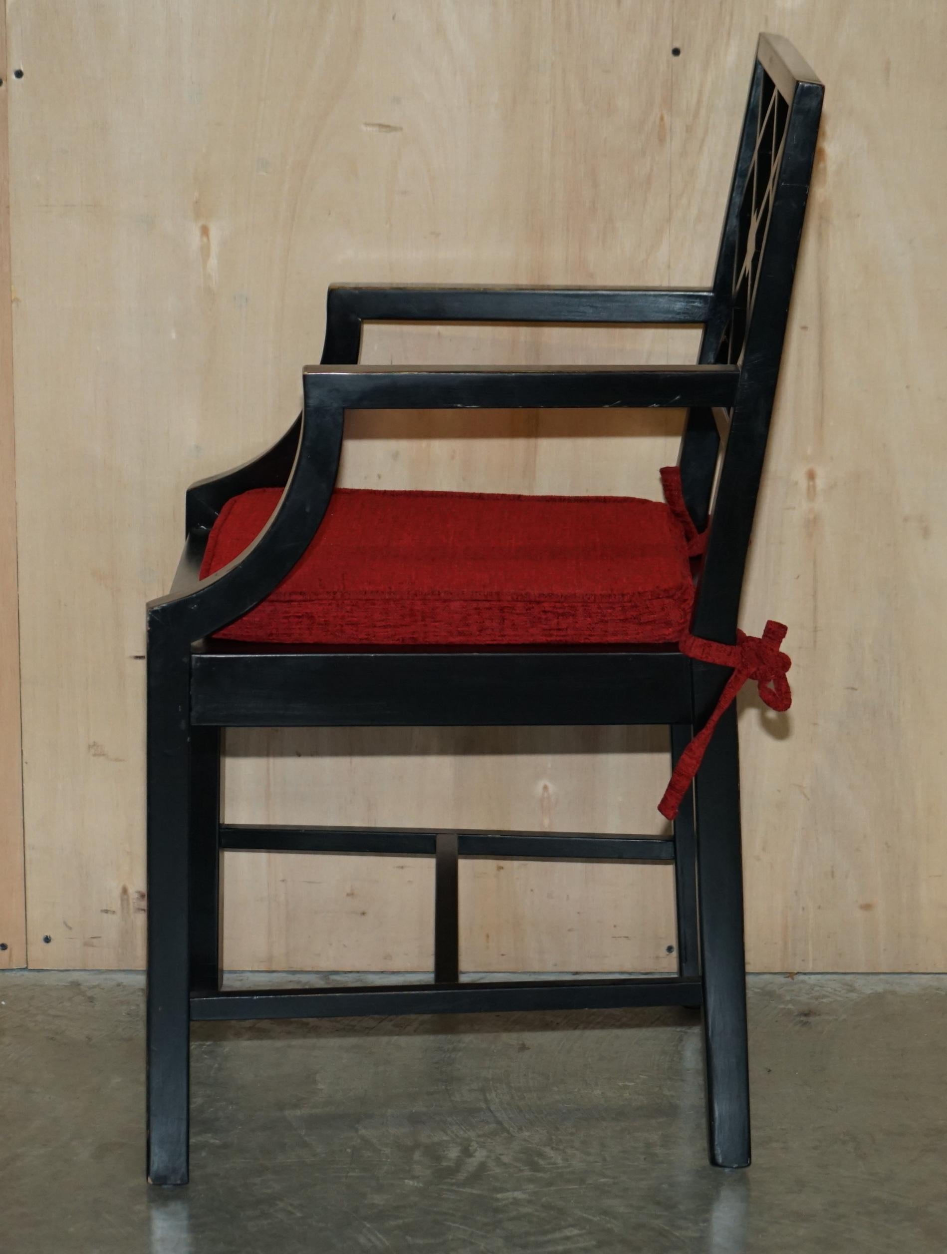 Paire de chaises d'appoint vintage chinoises de style Chippendale en bois d'ébène vieilli en vente 12
