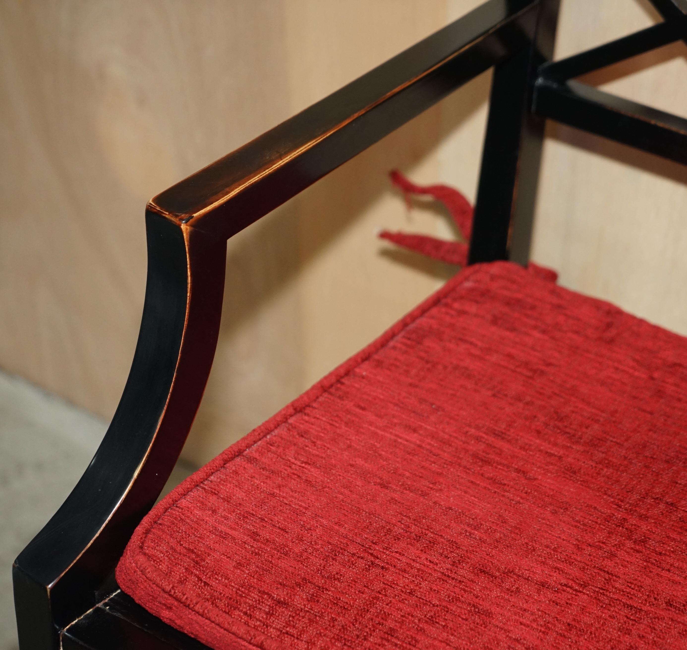 Paire de chaises d'appoint vintage chinoises de style Chippendale en bois d'ébène vieilli en vente 1