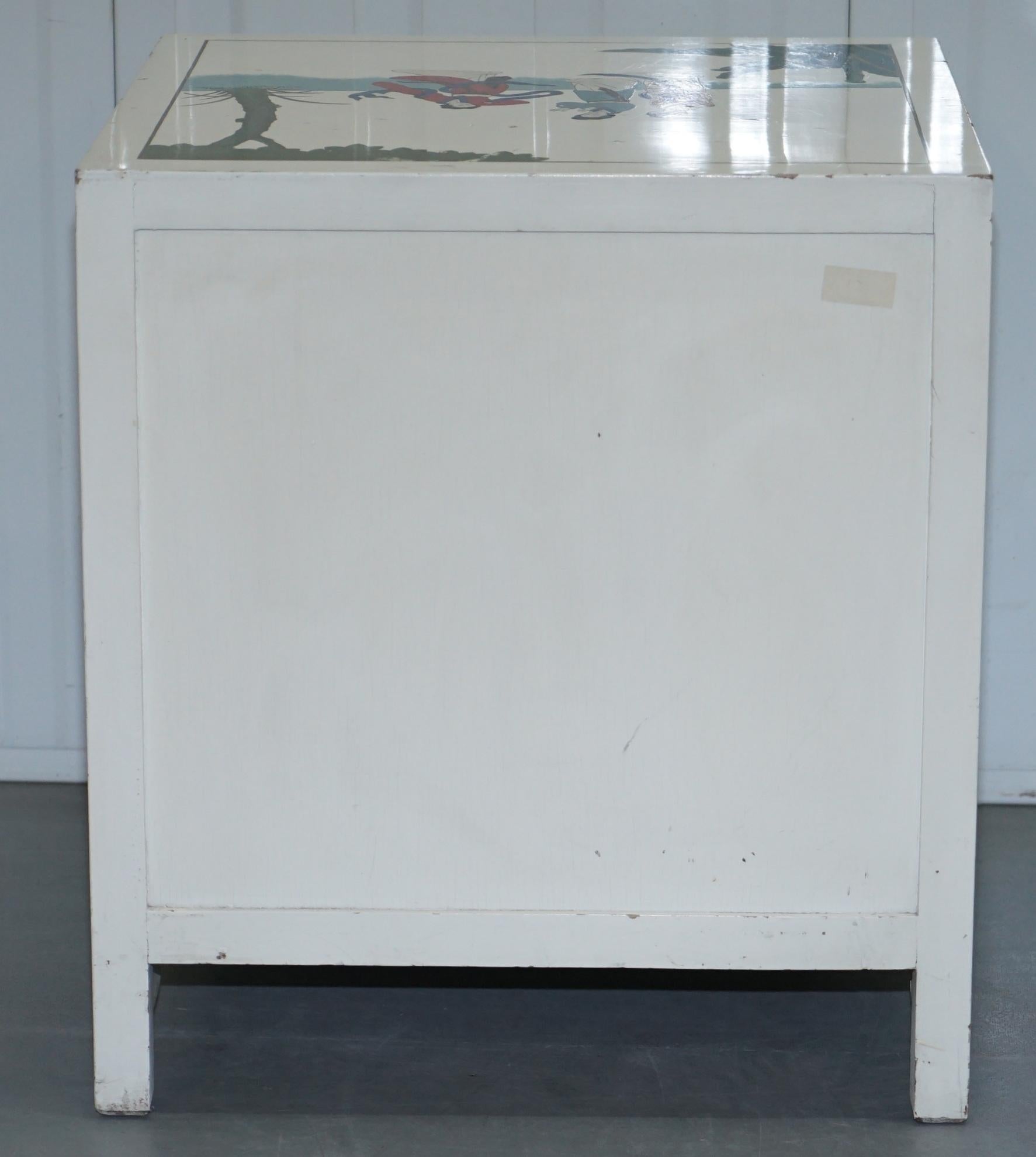 Pair of Vintage Chinese White Lacquered Hand Painted Side Table, Bedside Chests 5