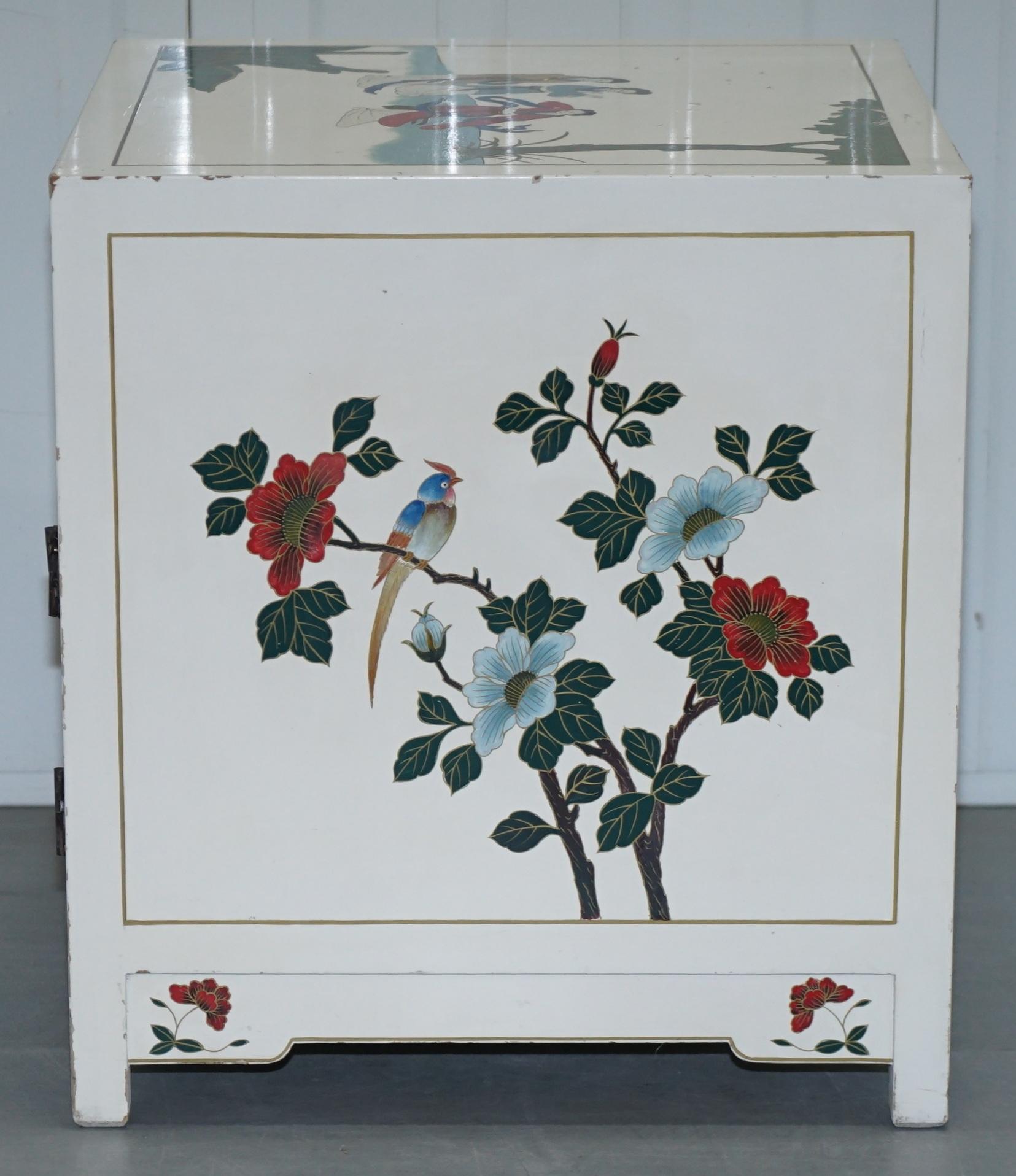 Pair of Vintage Chinese White Lacquered Hand Painted Side Table, Bedside Chests 6