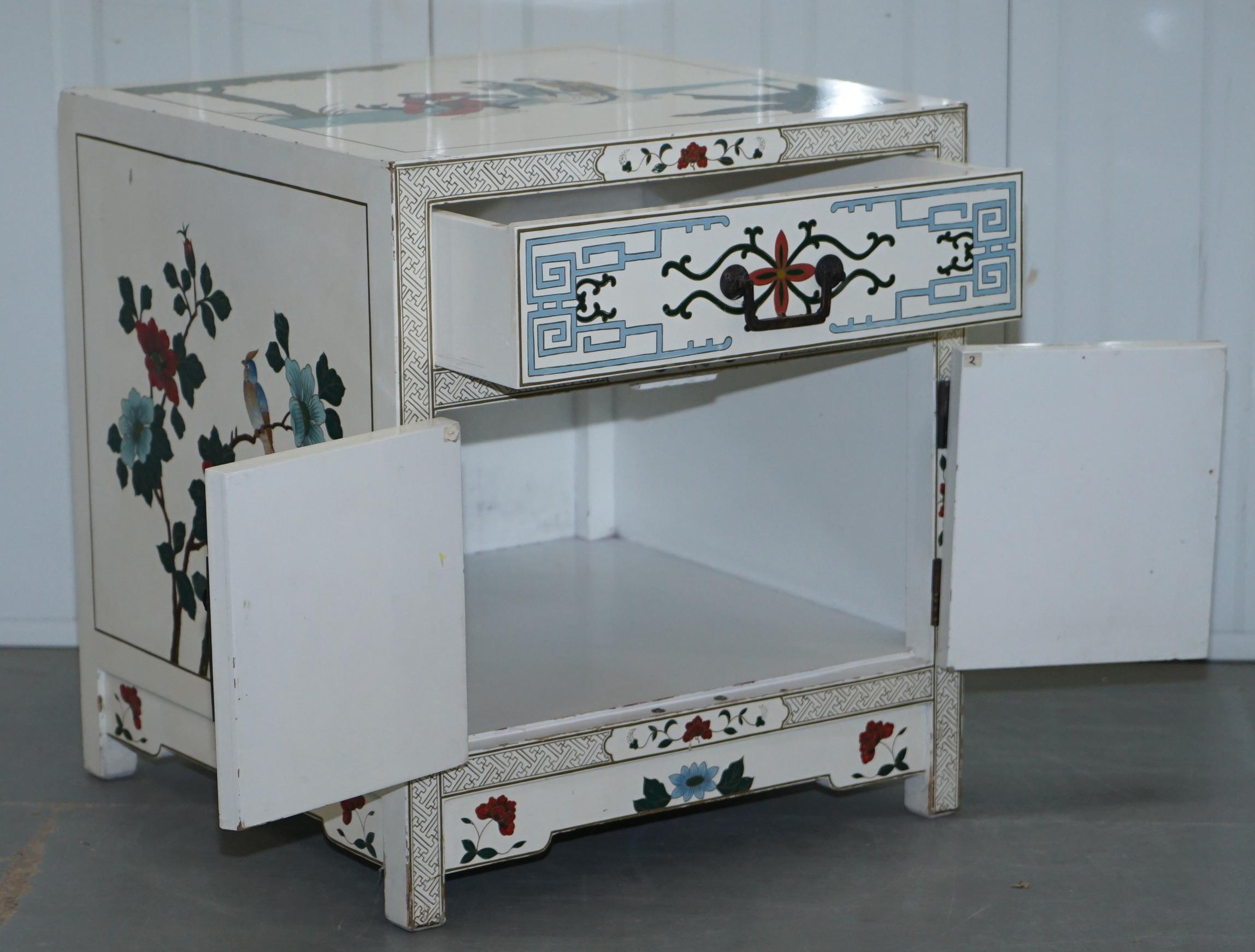 Pair of Vintage Chinese White Lacquered Hand Painted Side Table, Bedside Chests 15