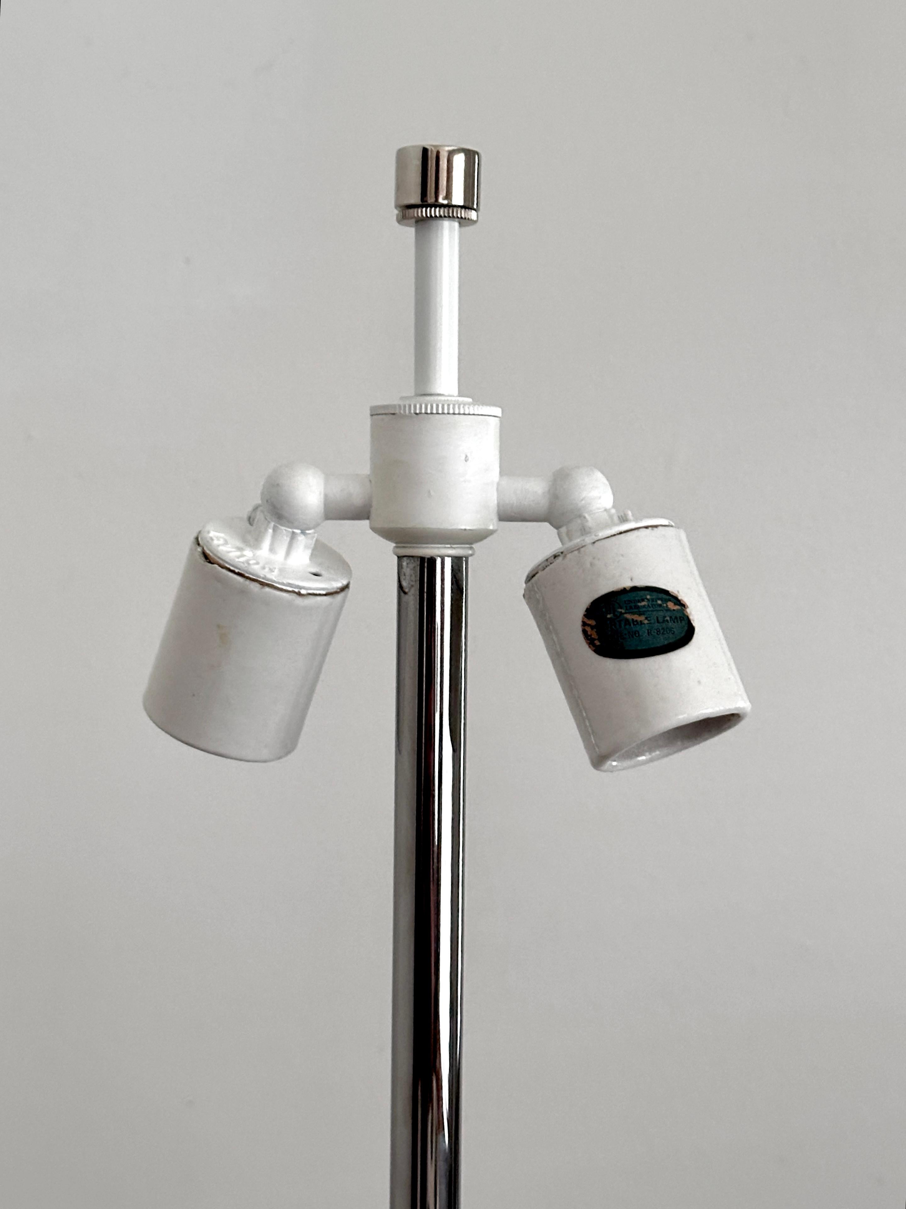 Mid-Century Modern Pair Of Vintage Chrome Cylindrical Table Lamps From Nessen Studios For Sale