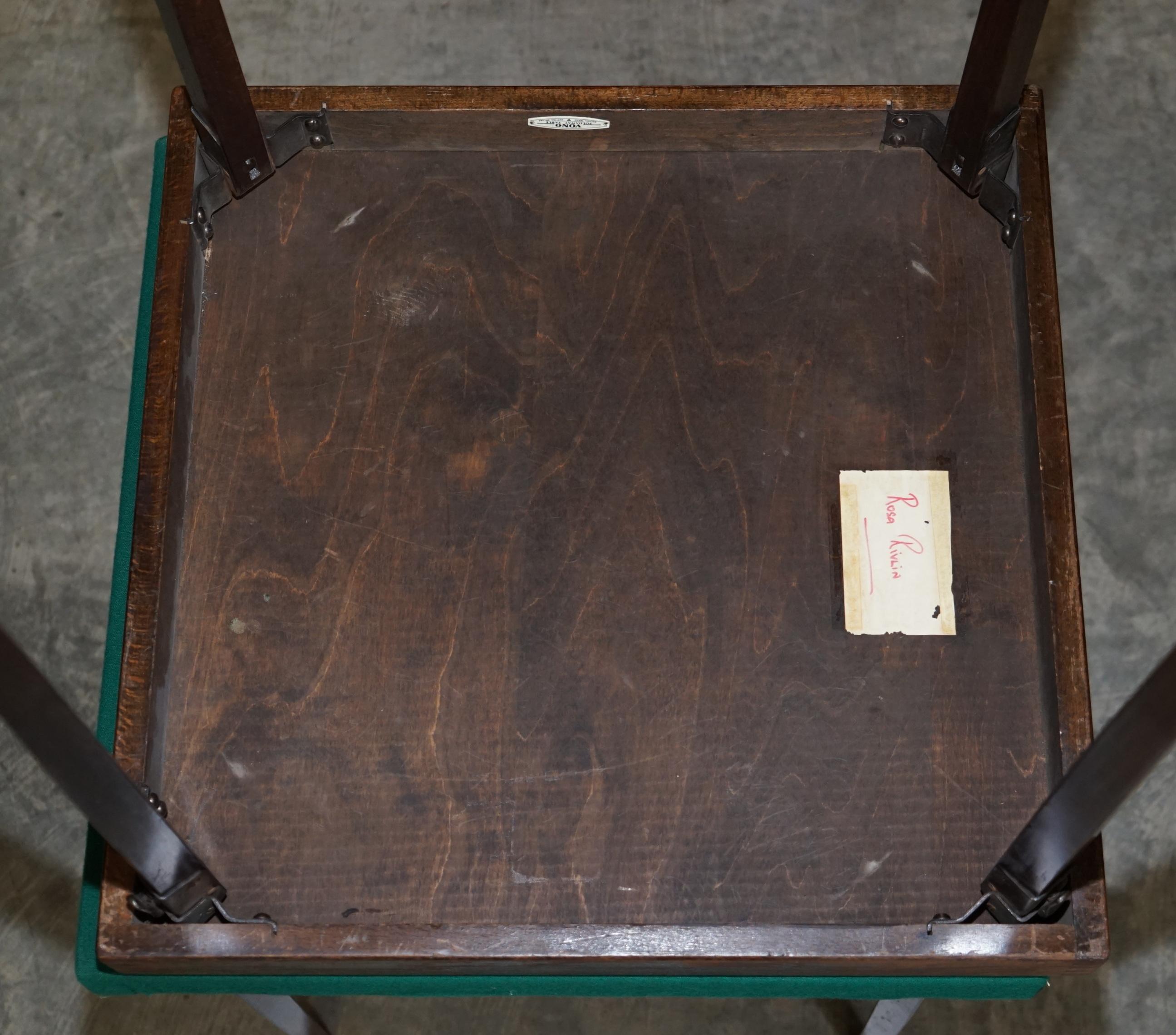 Pair of Vintage Circa 1940's Vono Folding Bridge Games Card Travelling Tables In Good Condition In West Sussex, Pulborough