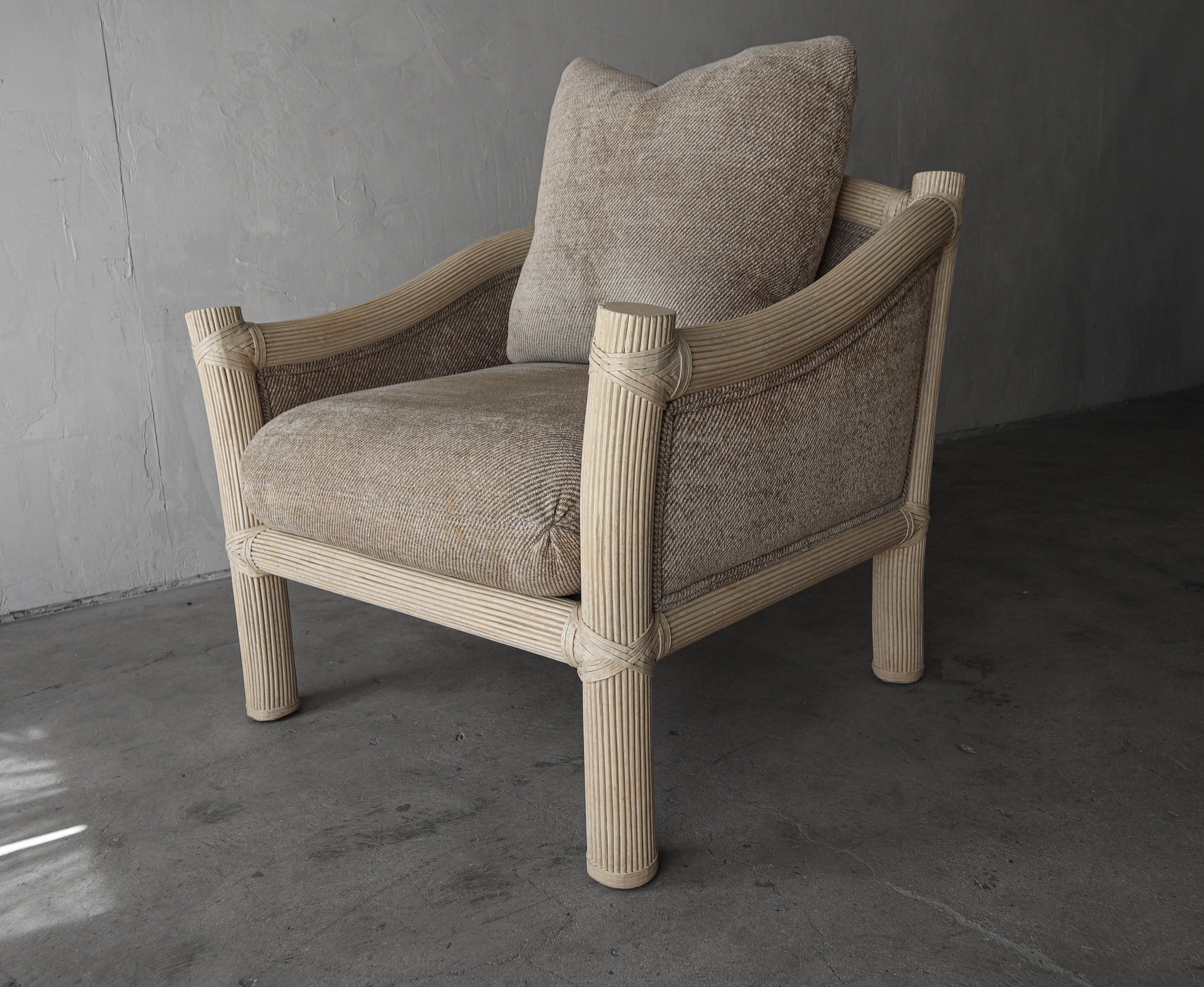 Paar Coastal Reeded Bambus-Loungesessel im Vintage-Stil mit Schilf im Angebot 3