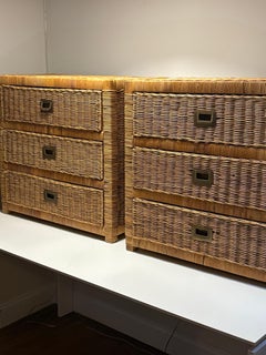 Coppia di cassettiere vintage in vimini e rattan della costa