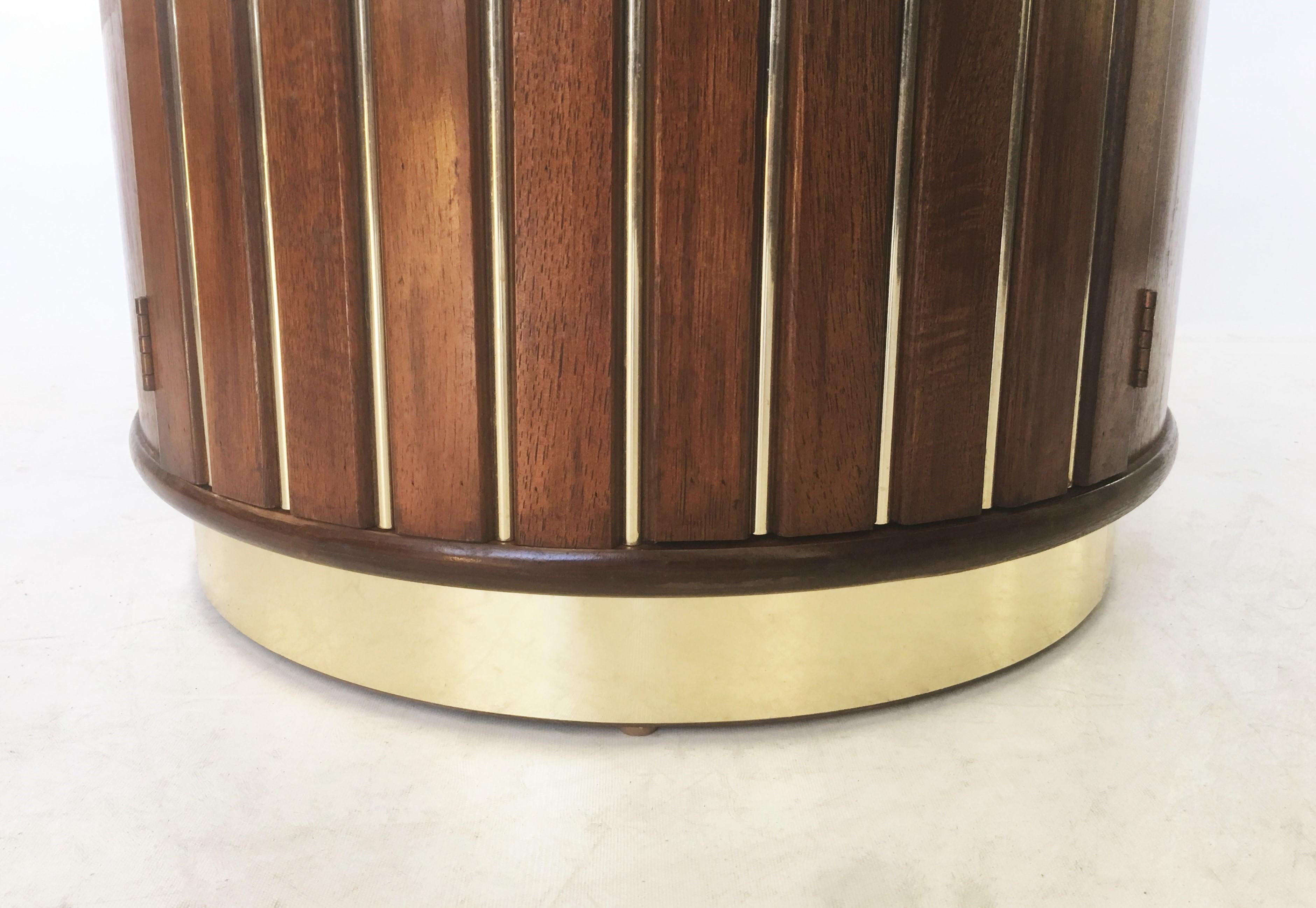 Late 20th Century Pair of Vintage Cocktail Bar Cabinets by American of Martinsville