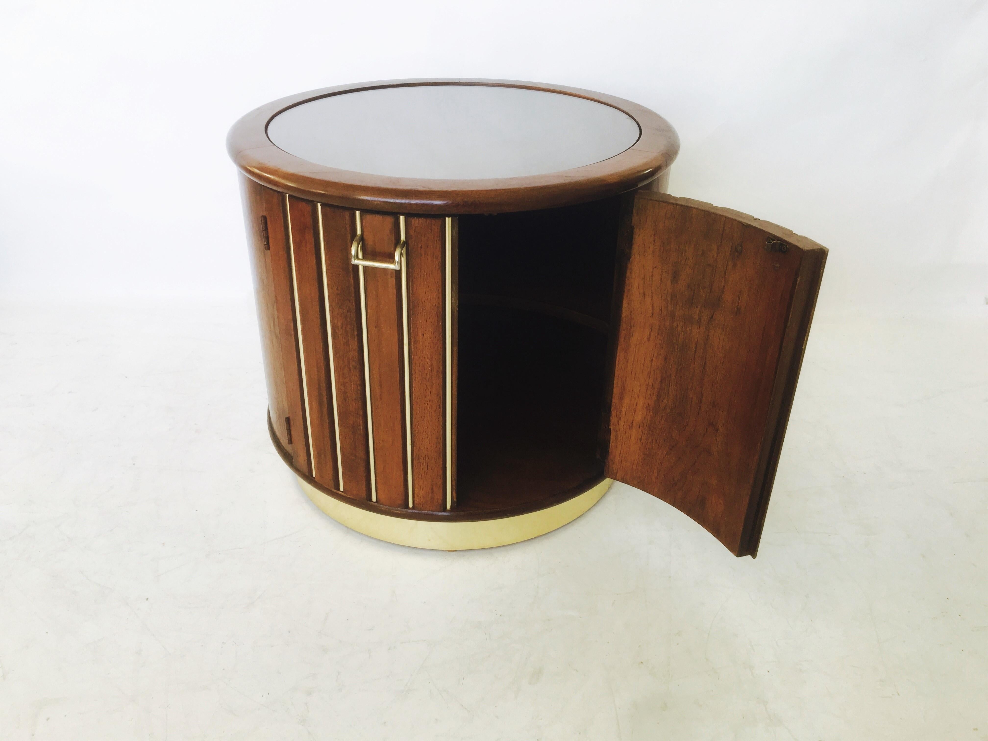 Pair of Vintage Cocktail Bar Cabinets by American of Martinsville 1
