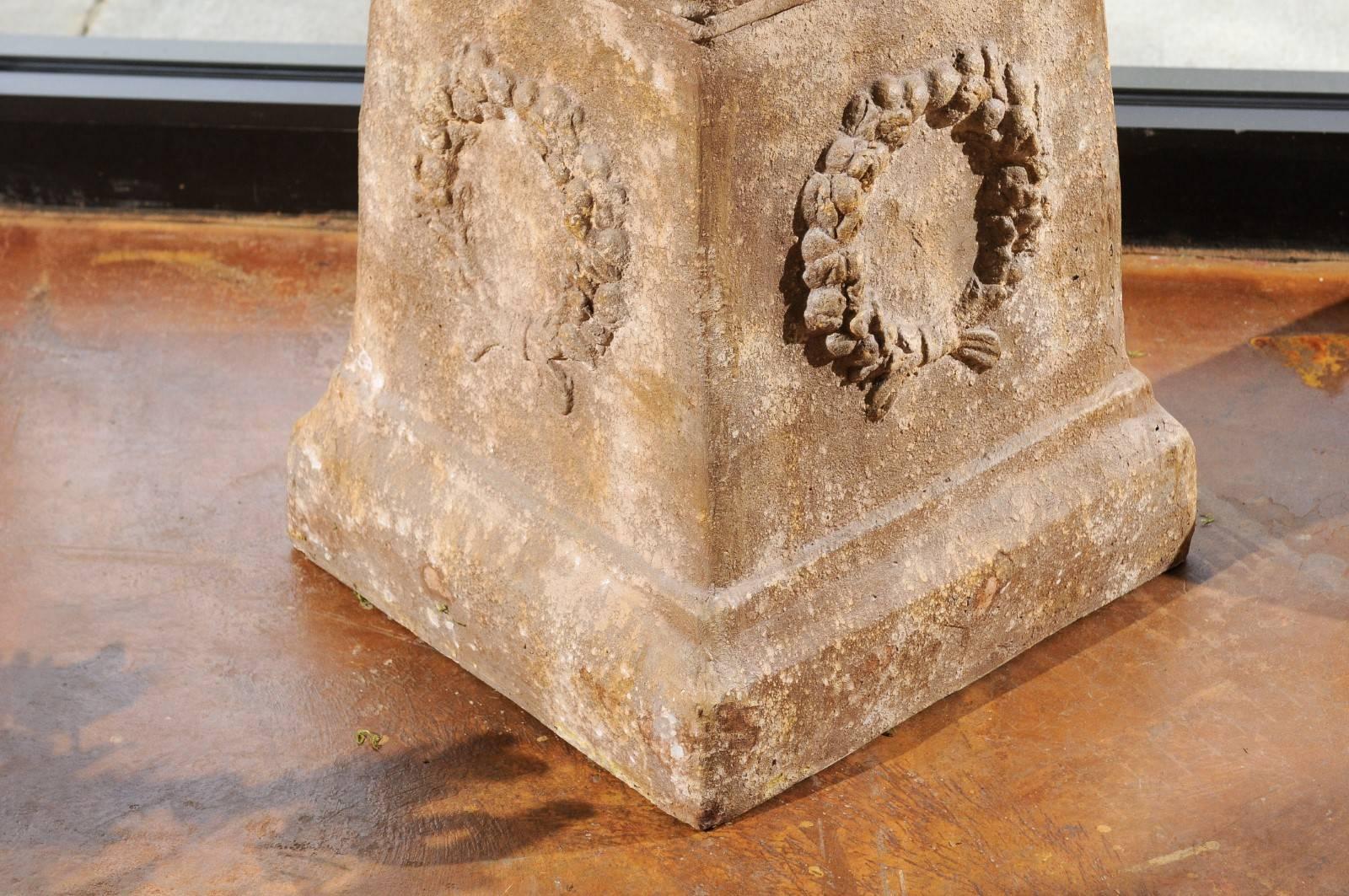 Pair of Vintage Continental Faux Stone Garden Plinths with Wreath Motifs, 1960s For Sale 1