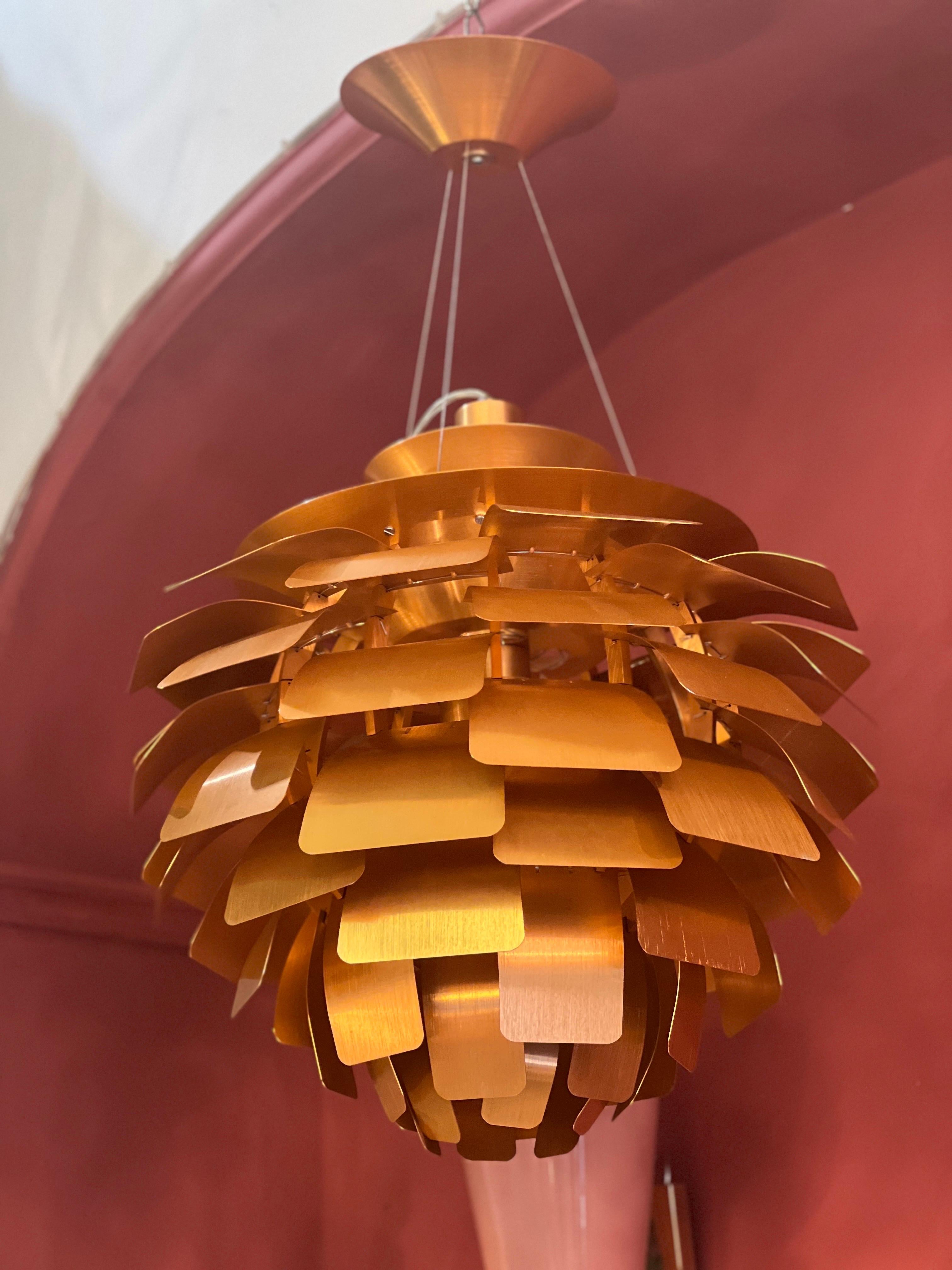 Coppia di lampadari a carciofo in rame d'epoca stile Poul Henningson anni 2000 in vendita 3