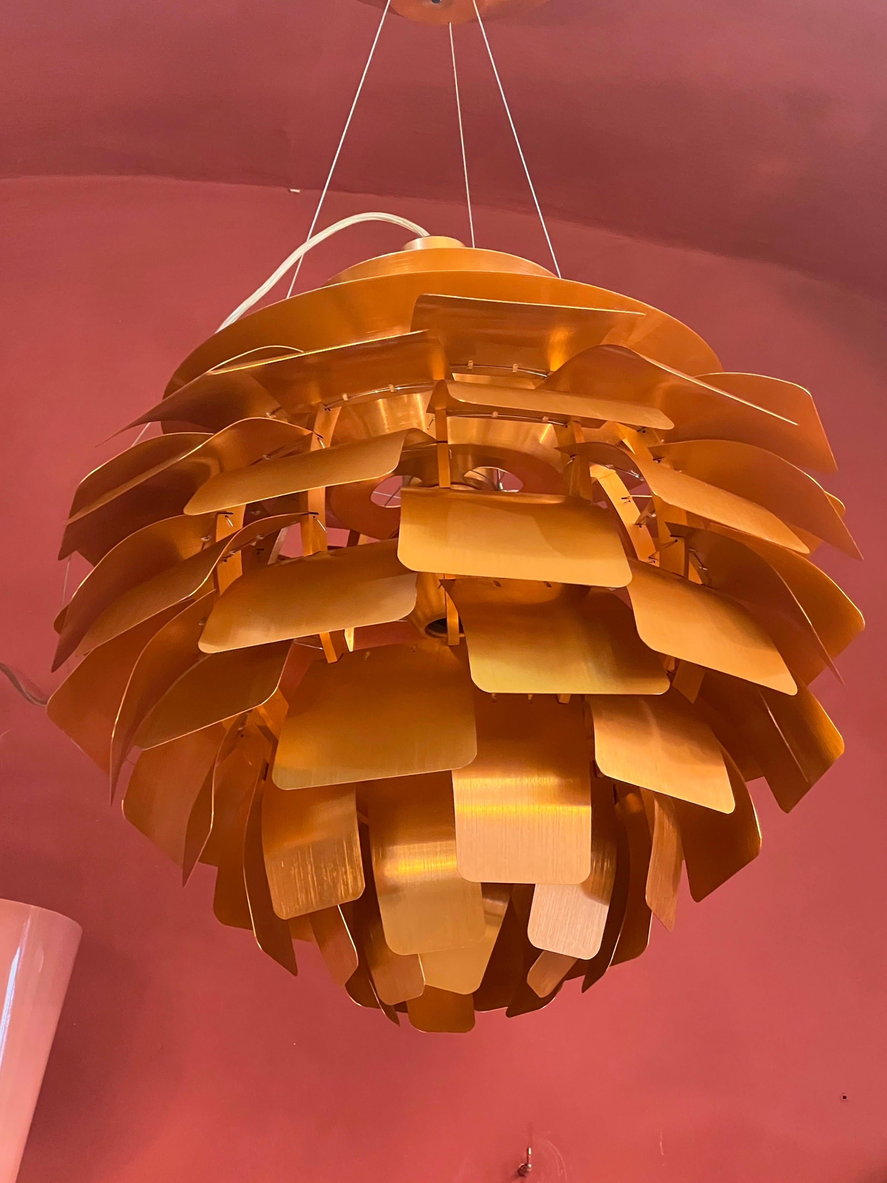 Coppia di lampadari a carciofo in rame d'epoca stile Poul Henningson anni 2000 in vendita 2