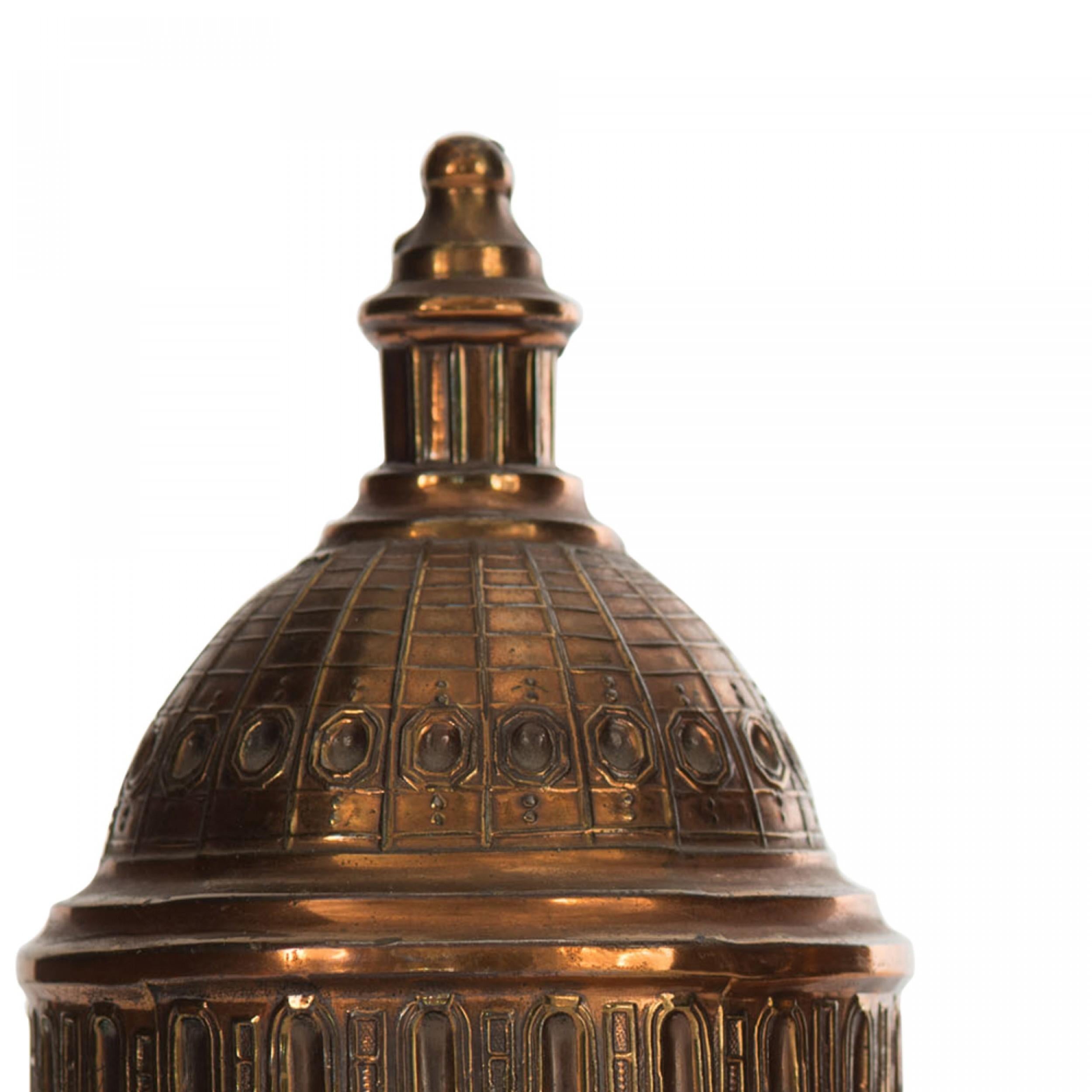 COPPIA di fermalibri vintage in metallo ramato con cupola del Campidoglio degli Stati Uniti (PREZZO A COPPIA)

Condit: Buono; Usura coerente con l'età e l'utilizzo