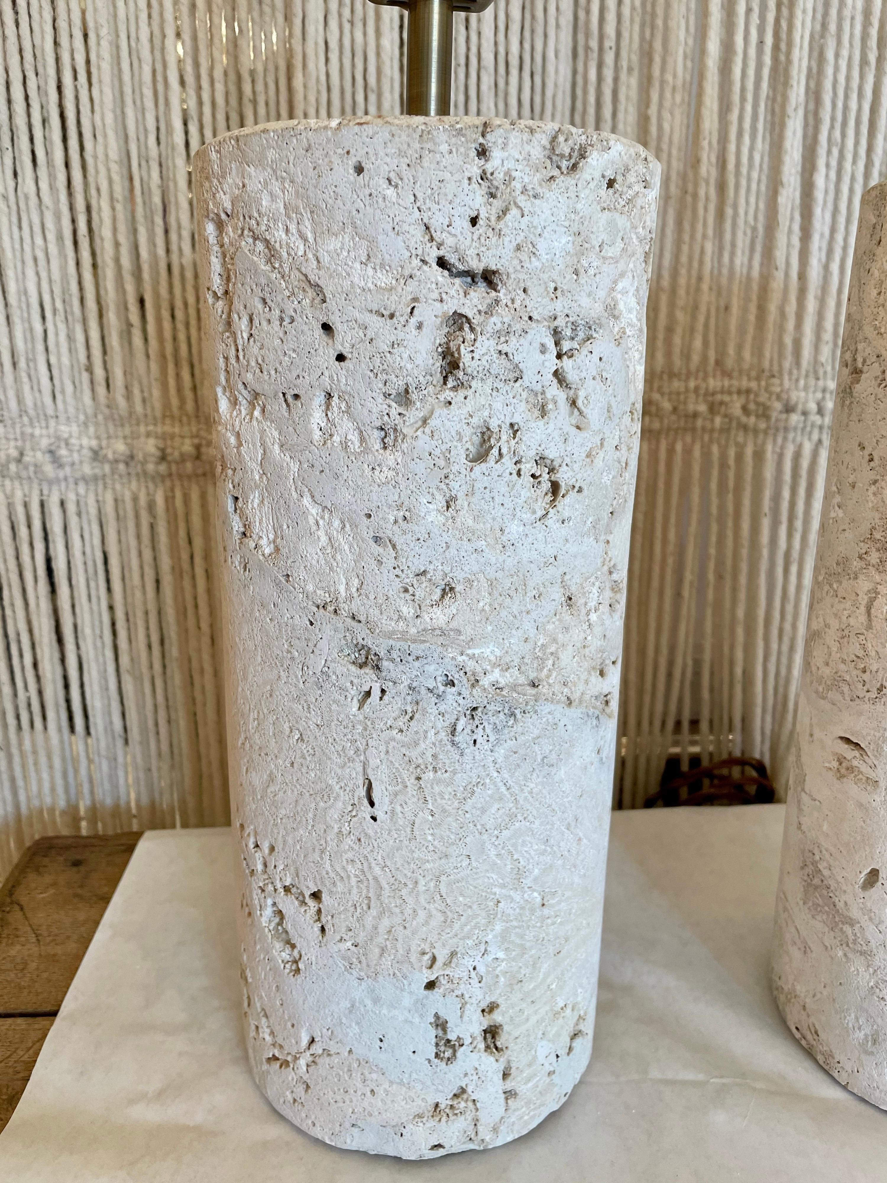 A solid piece of coquina coral stone in cylinder form, newly re-wired with cotton silk cable for US standards. Very natural element for any modern or beach design.
Note: base alone is 15 inches tall by 6.5 inches in diameter. Also, we have a taller
