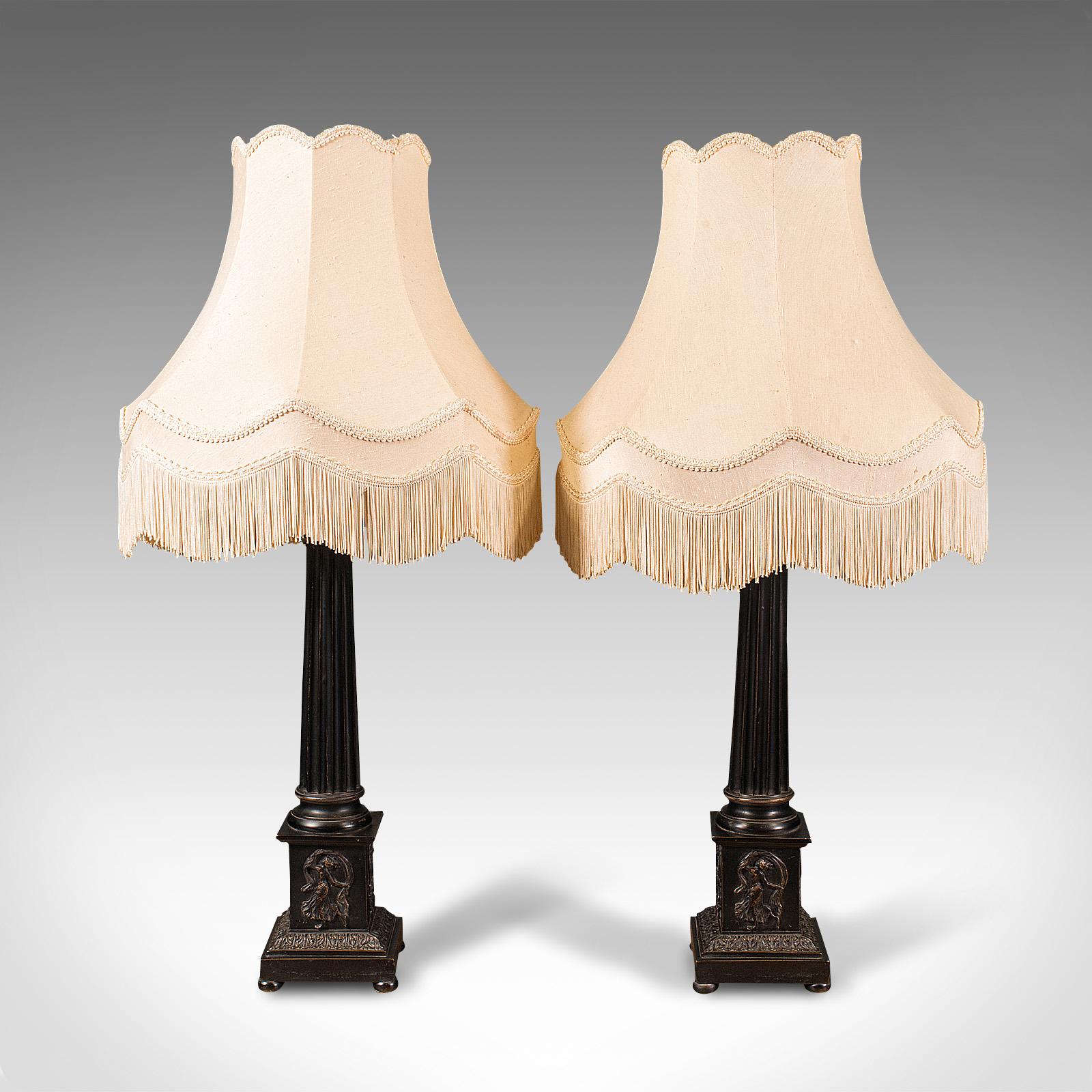 British Pair of Vintage Corinthian Lamps, English, Bronzed, Table Light, Classical Taste For Sale