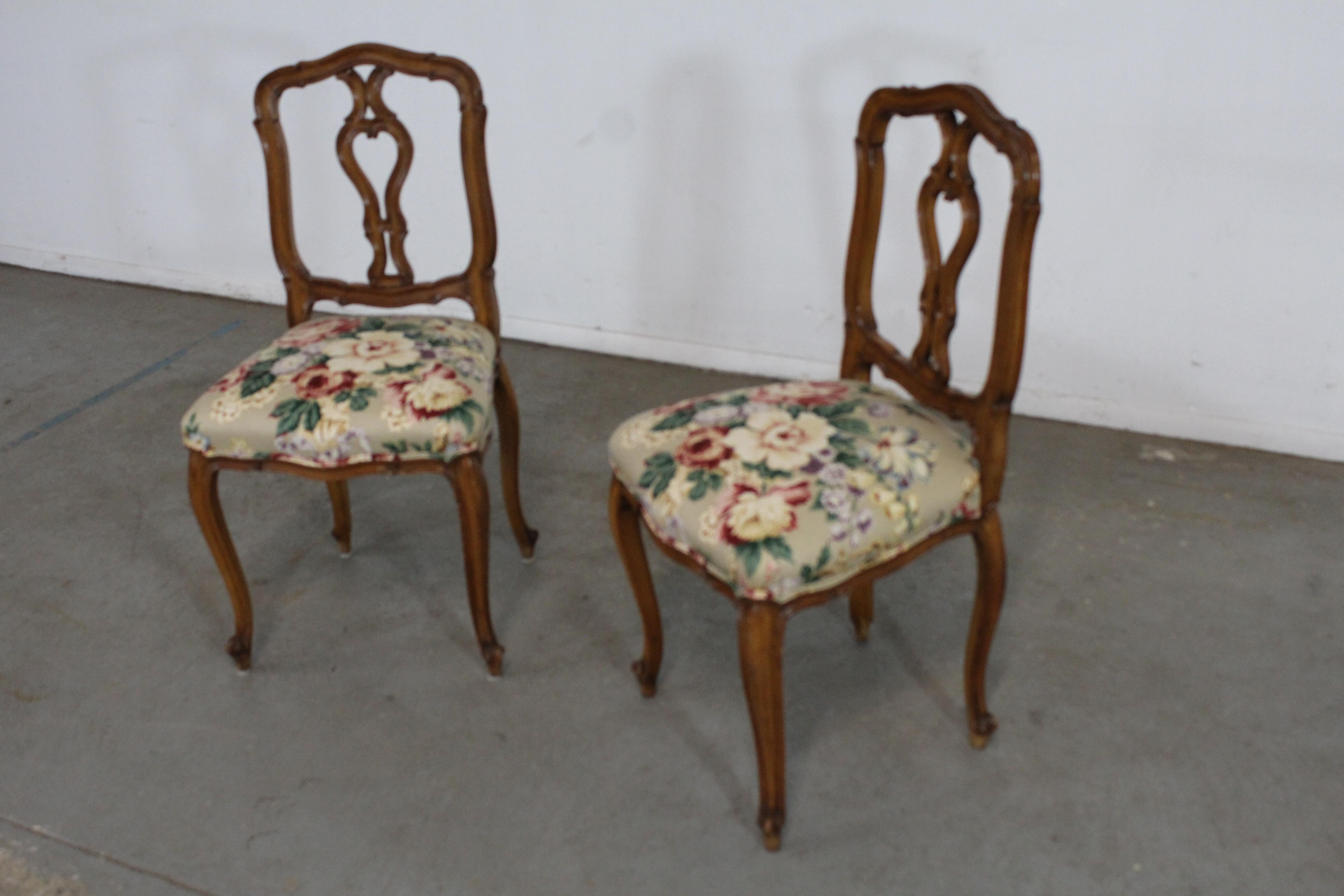 Wood Pair of Vintage Country French Side Chairs For Sale