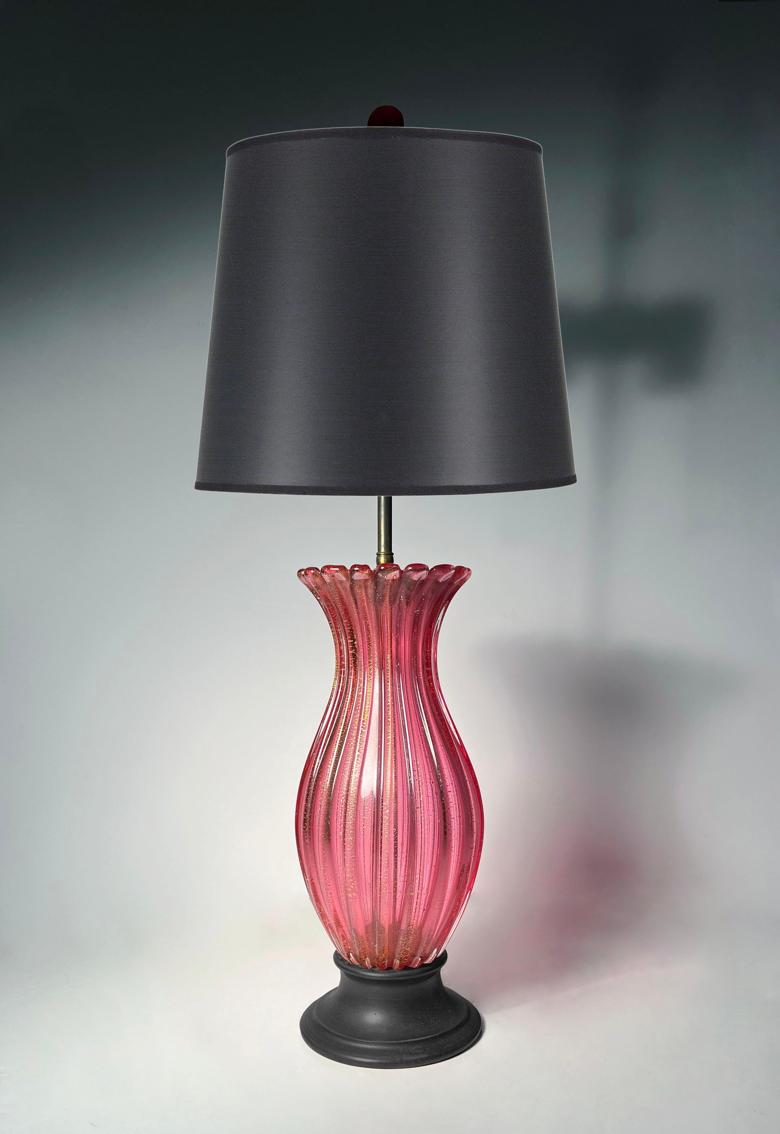 Zwei Lampen aus Murano-Glas von Barovier in der Farbe Cranberry (Glaskunst) im Angebot