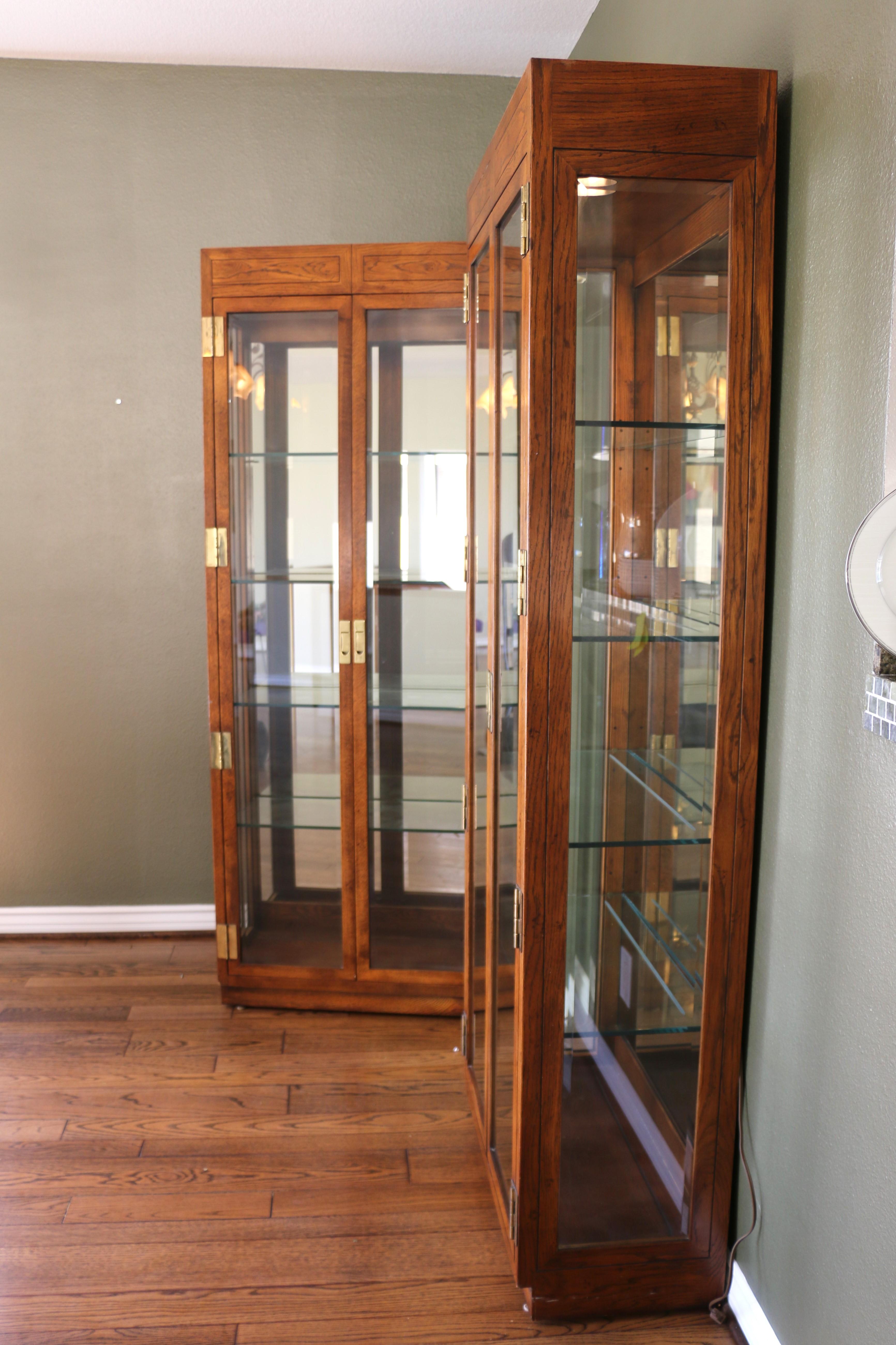 Pair of Vintage Curio Display Cabinets Campaign Style by Henredon, 1980s 1